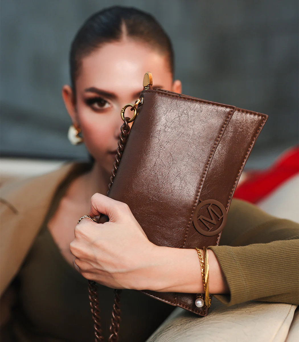 Timeless Elegance, Modern Pakistani Style