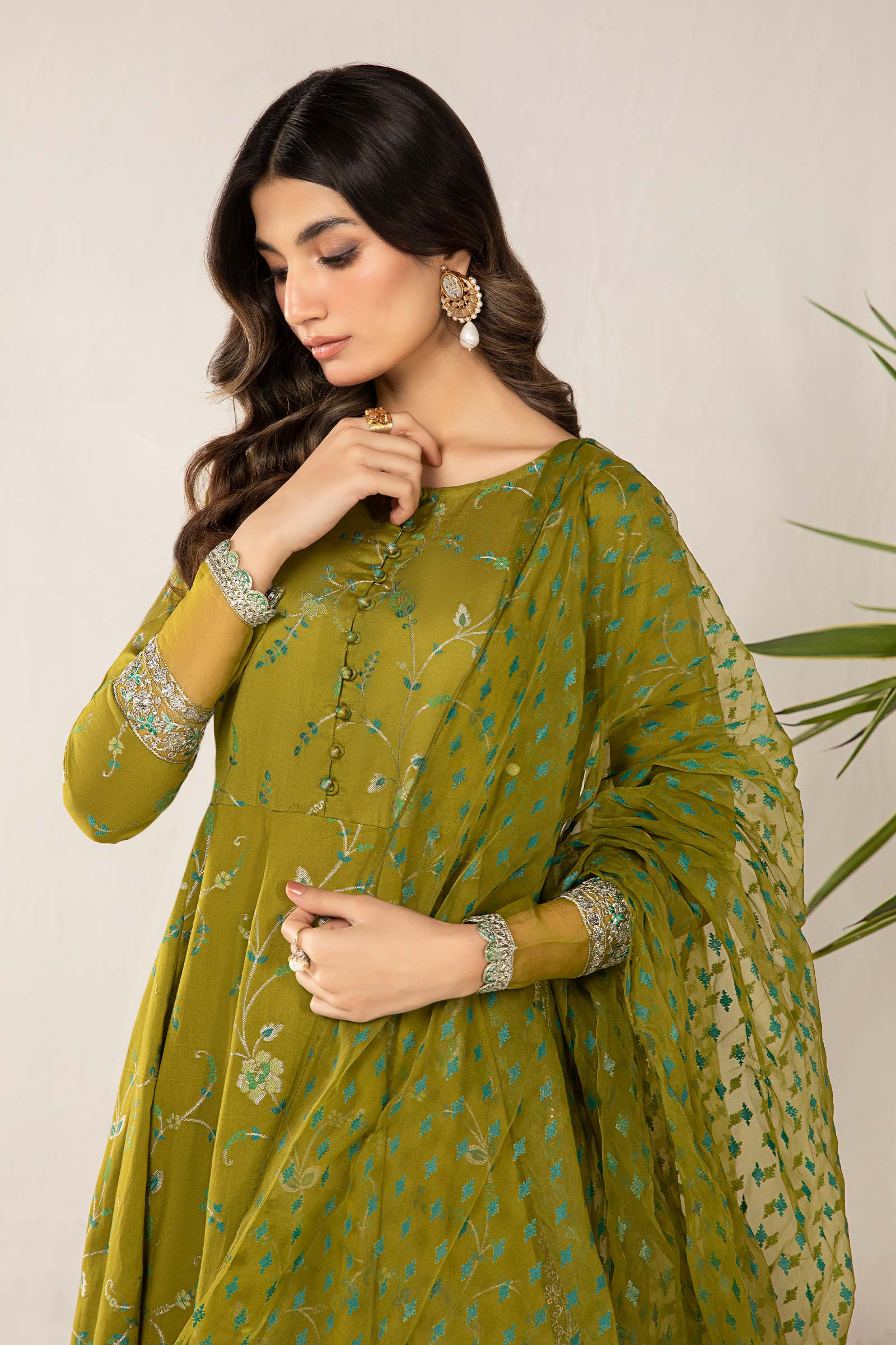 3 Piece Embroidered Jacquard Broshia Suit - Image 2