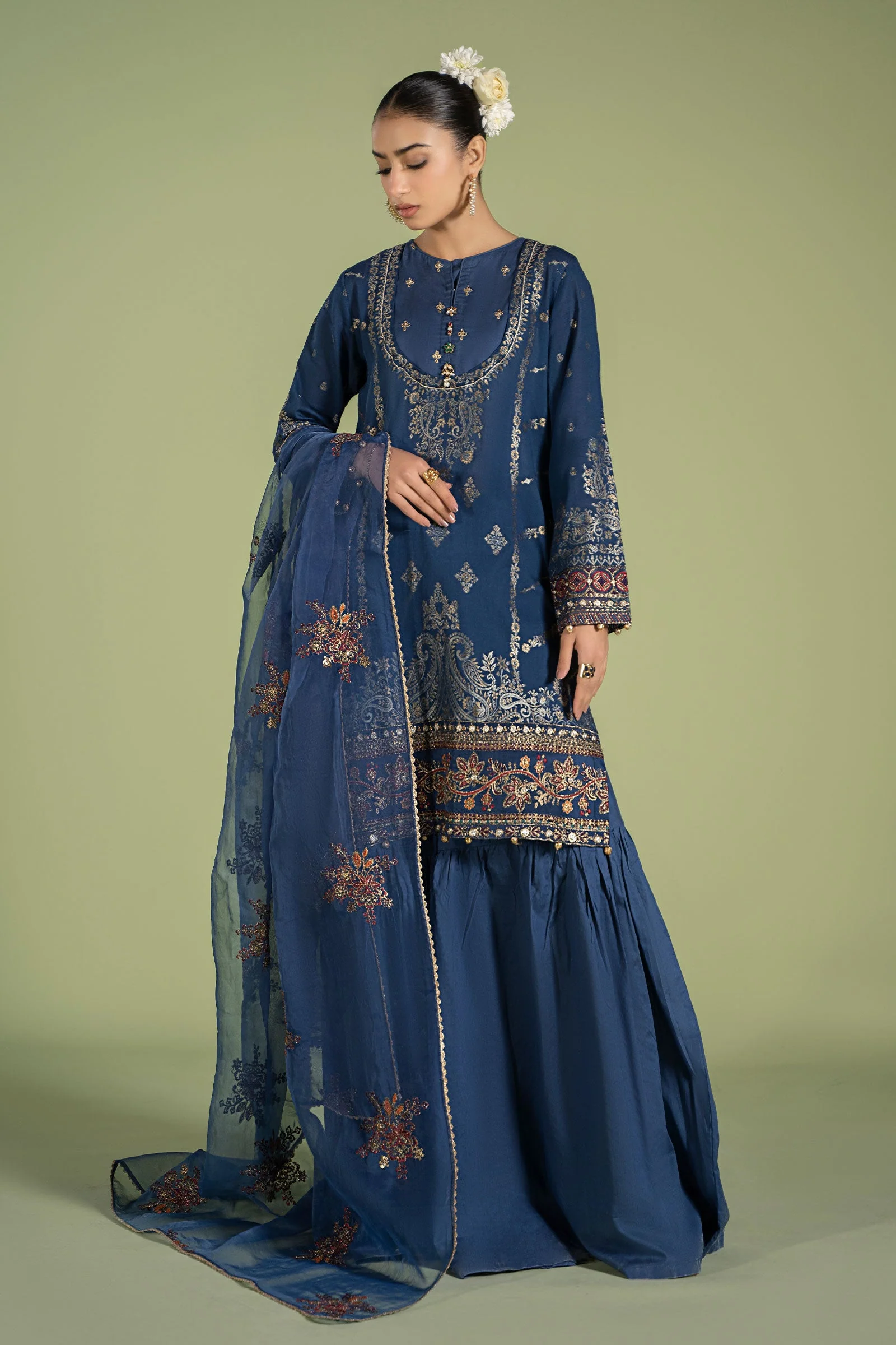 3 Piece Embroidered Jacquard Broshia Suit - Image 6