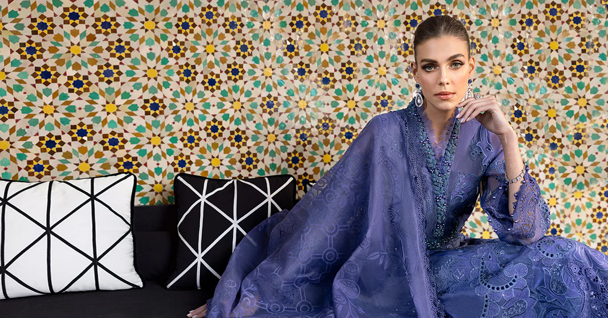 3 Piece Unstitched Embroidered Organza Suit | D-2506-B - Image 9