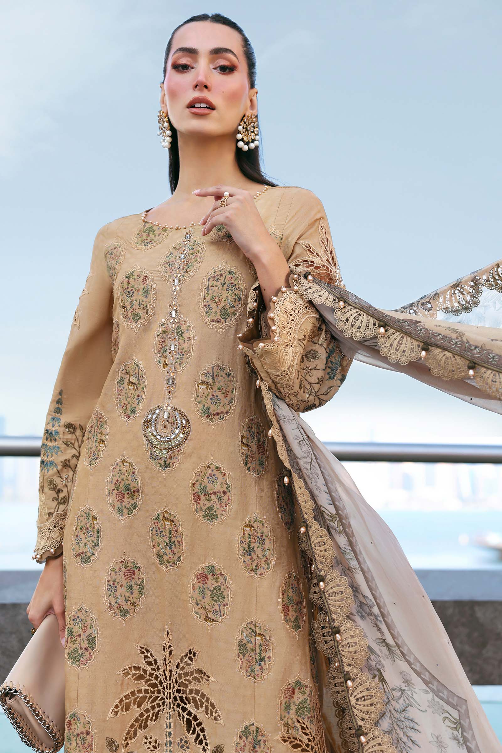 3 Piece Unstitched Embroidered Jacquard Lawn Suit - Image 3