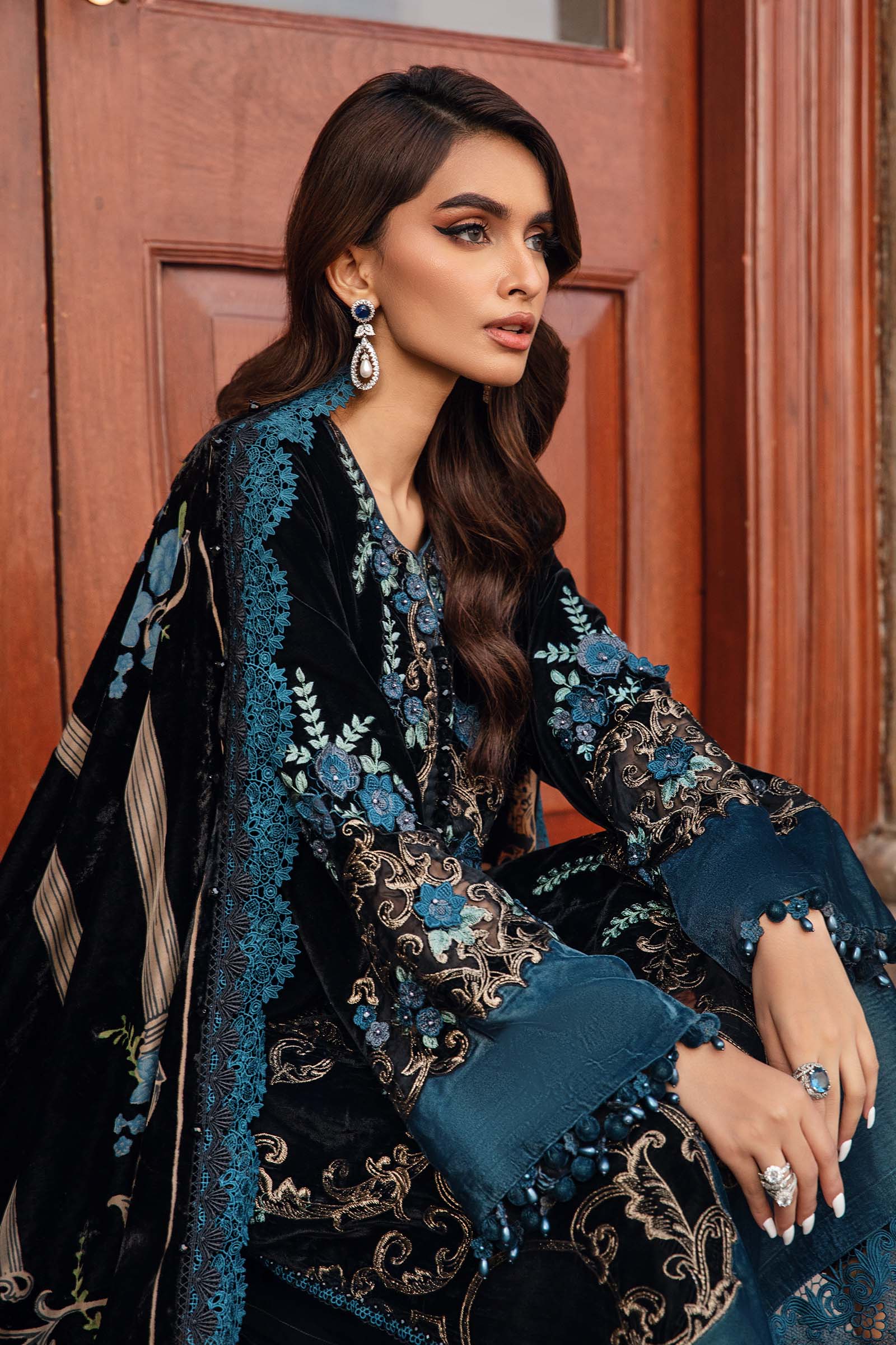 3 Piece Unstitched Embroidered Velvet Suit | DL-1208 - Image 3