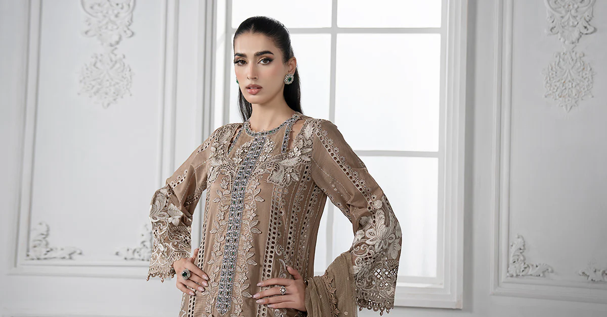 3 Piece Embroidered Lawn Suit | DS-2502-A - Image 10