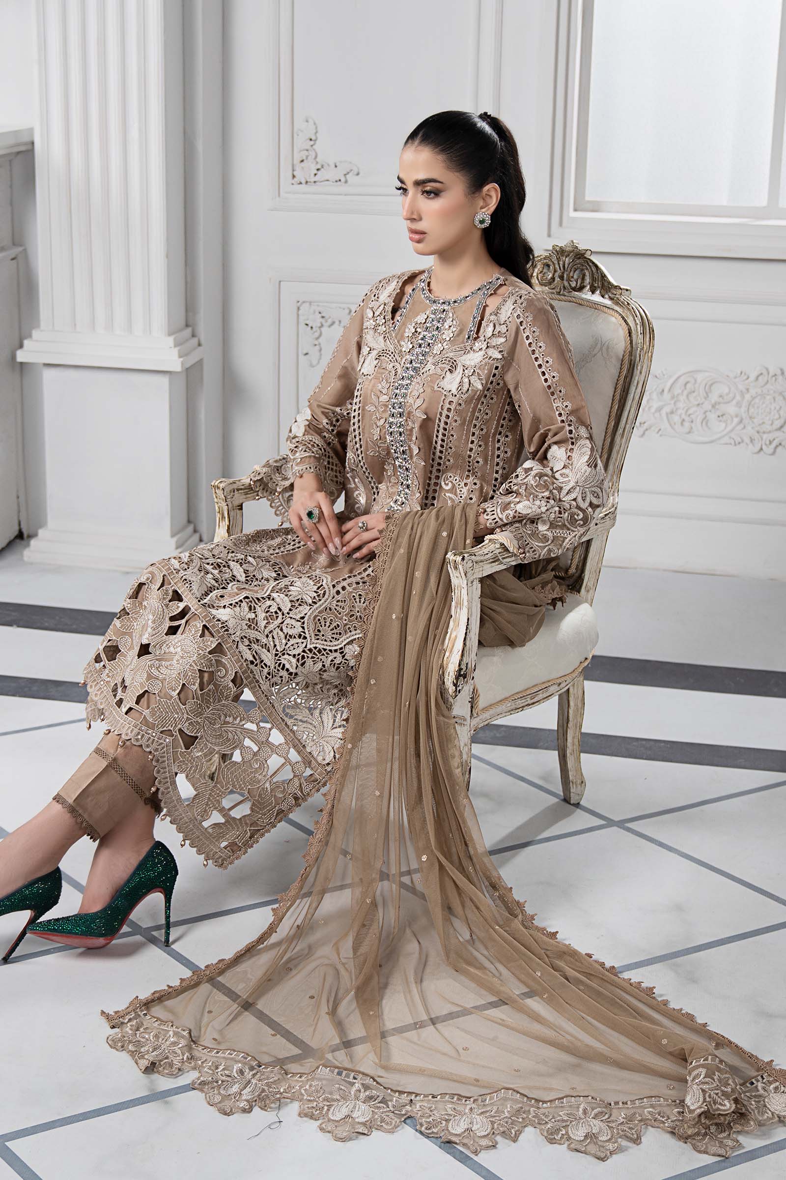 3 Piece Embroidered Lawn Suit | DS-2502-A - Image 2