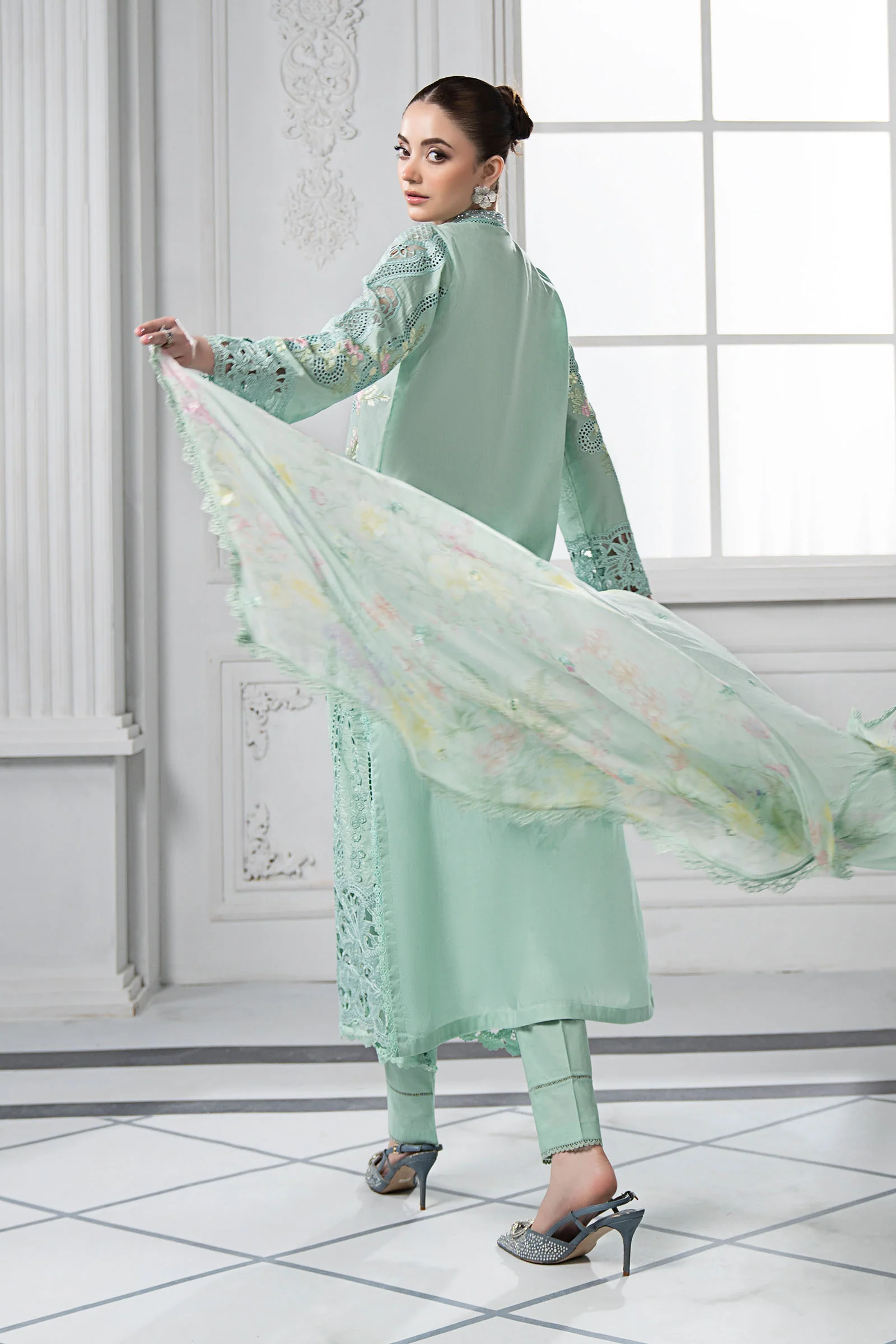 3 Piece Embroidered Lawn Suit | DS-2514-A - Image 7