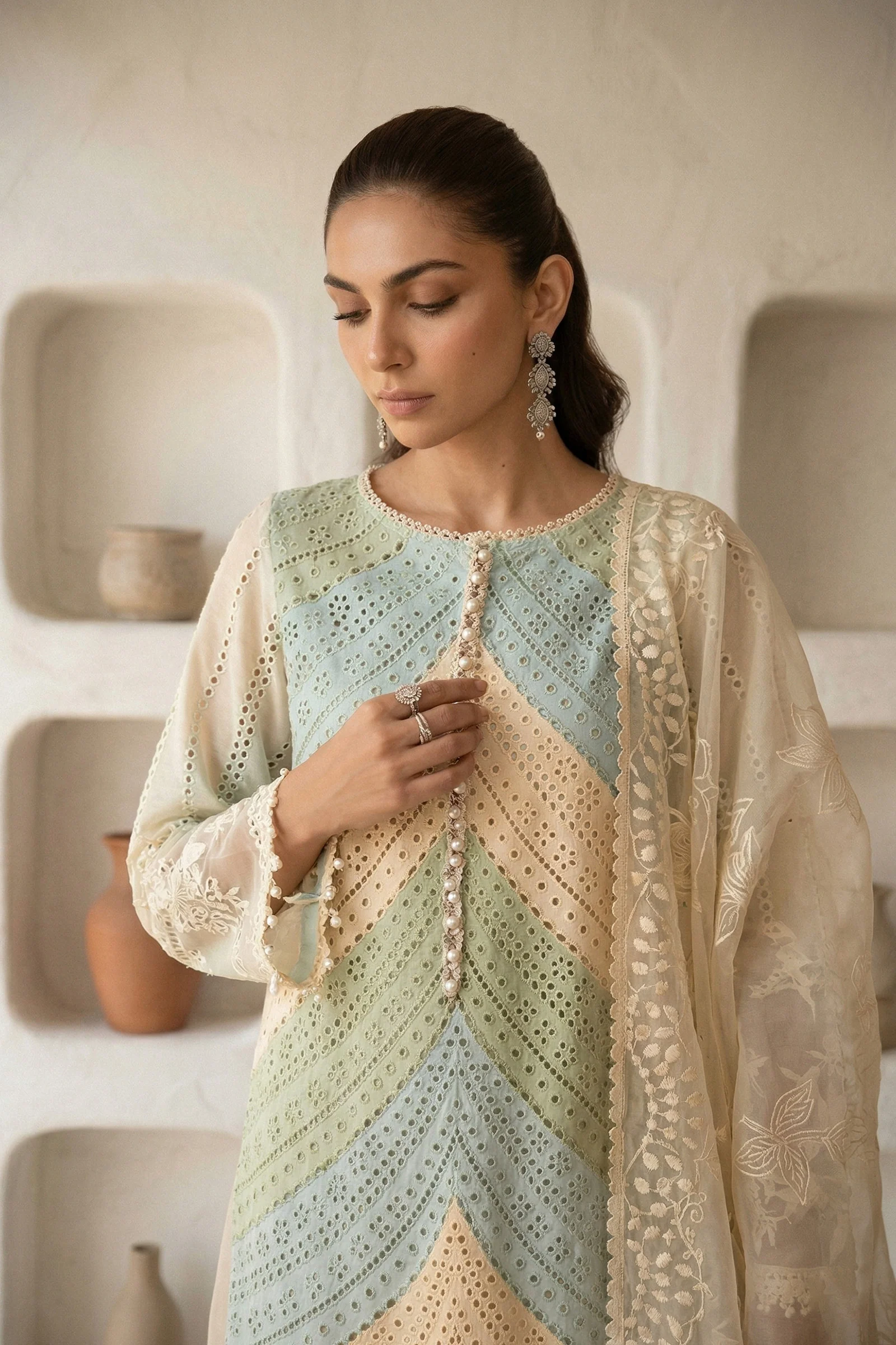 3 Piece Embroidered Lawn Suit - Image 2