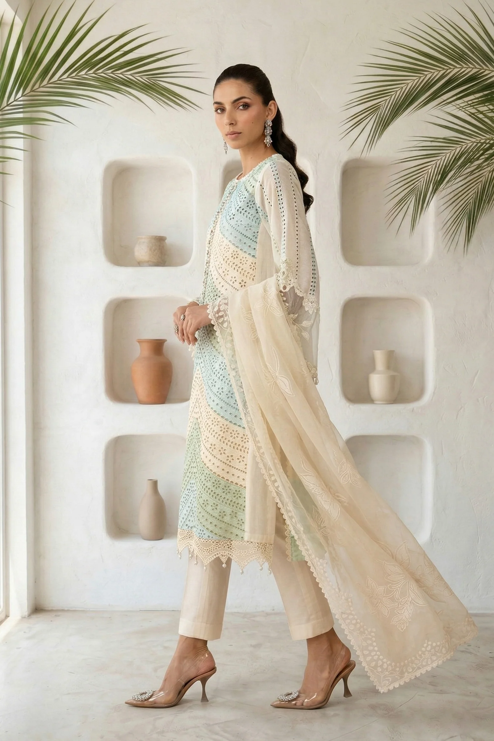 3 Piece Embroidered Lawn Suit - Image 5