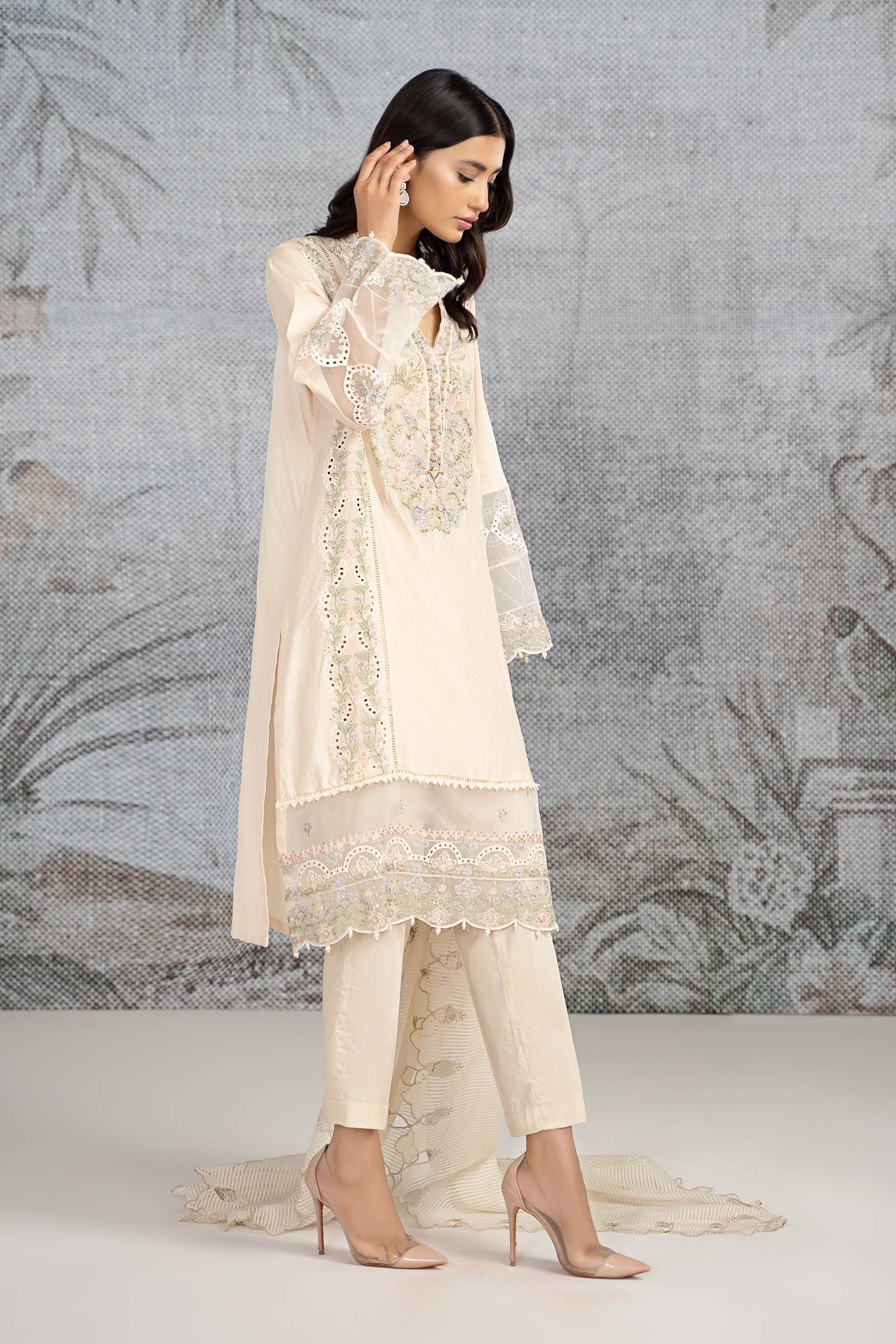 Suit Off White DW-EA23-04 - Image 6