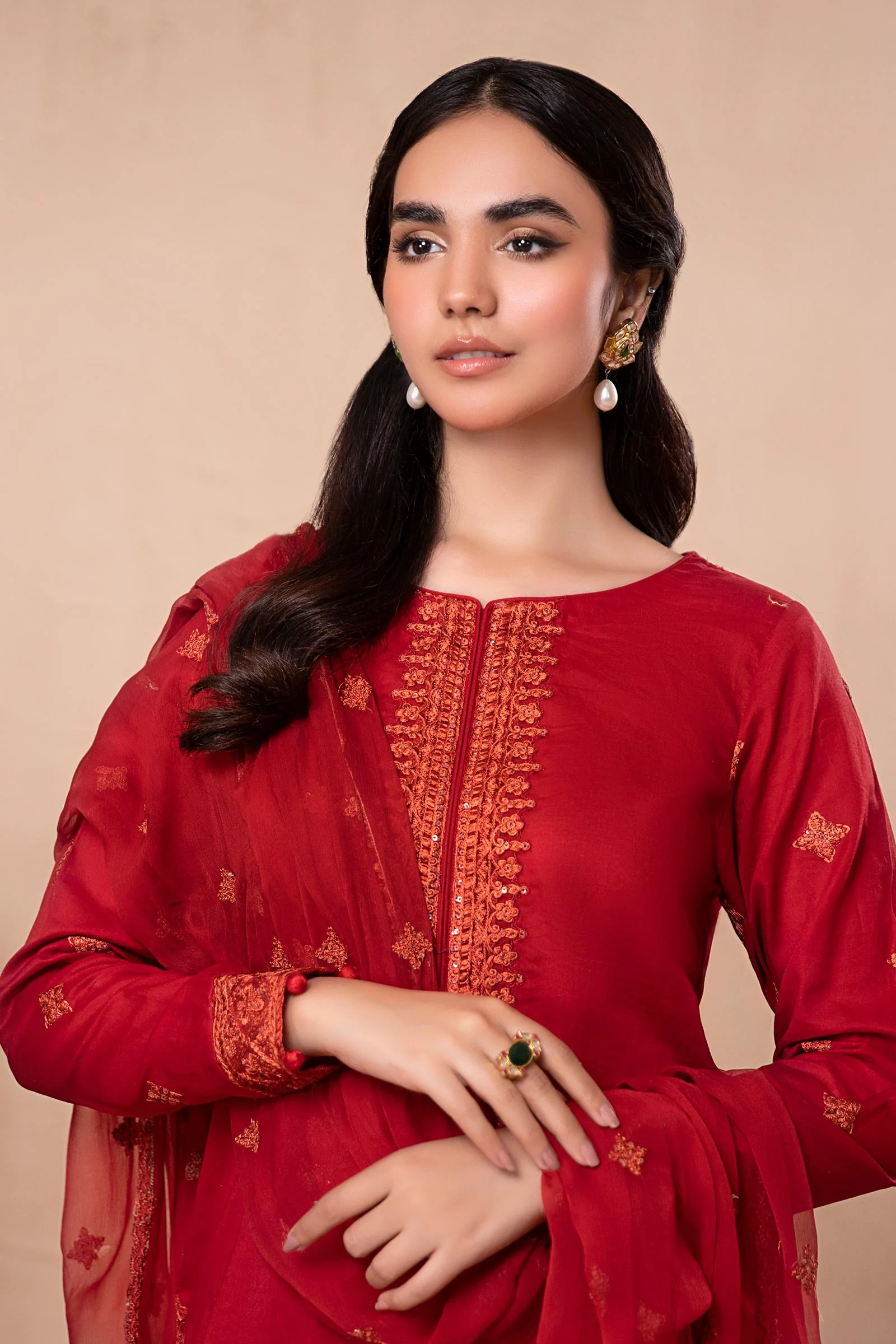 3 Piece Embroidered Lawn Suit - Image 2