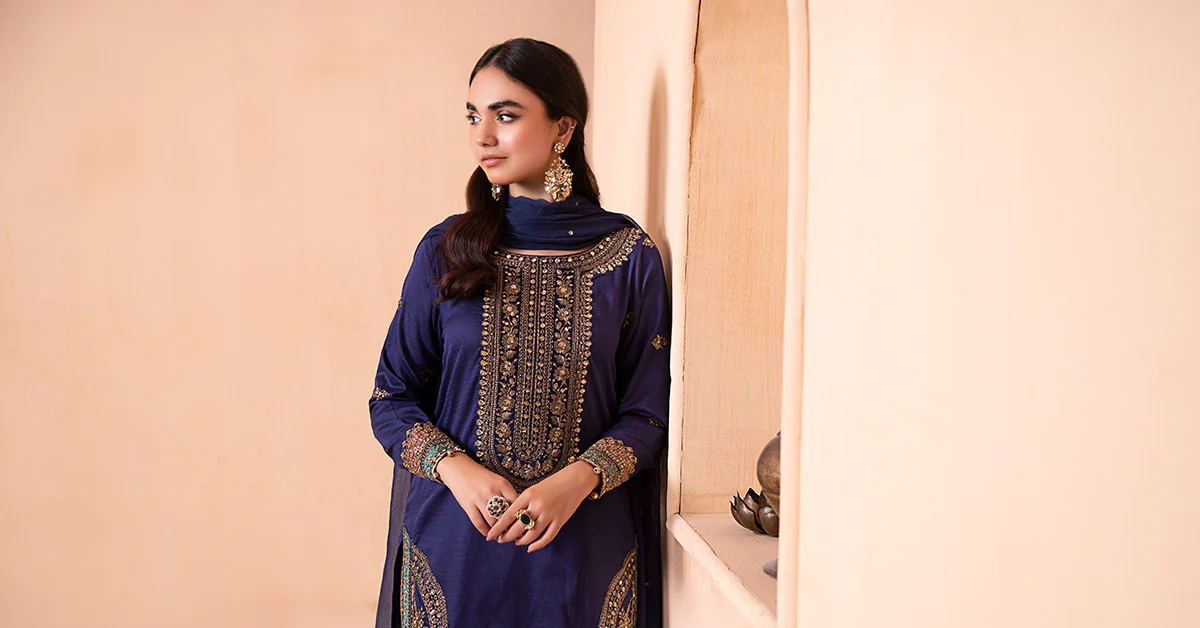 3 Piece Dyed Lawn Suit - Image 8