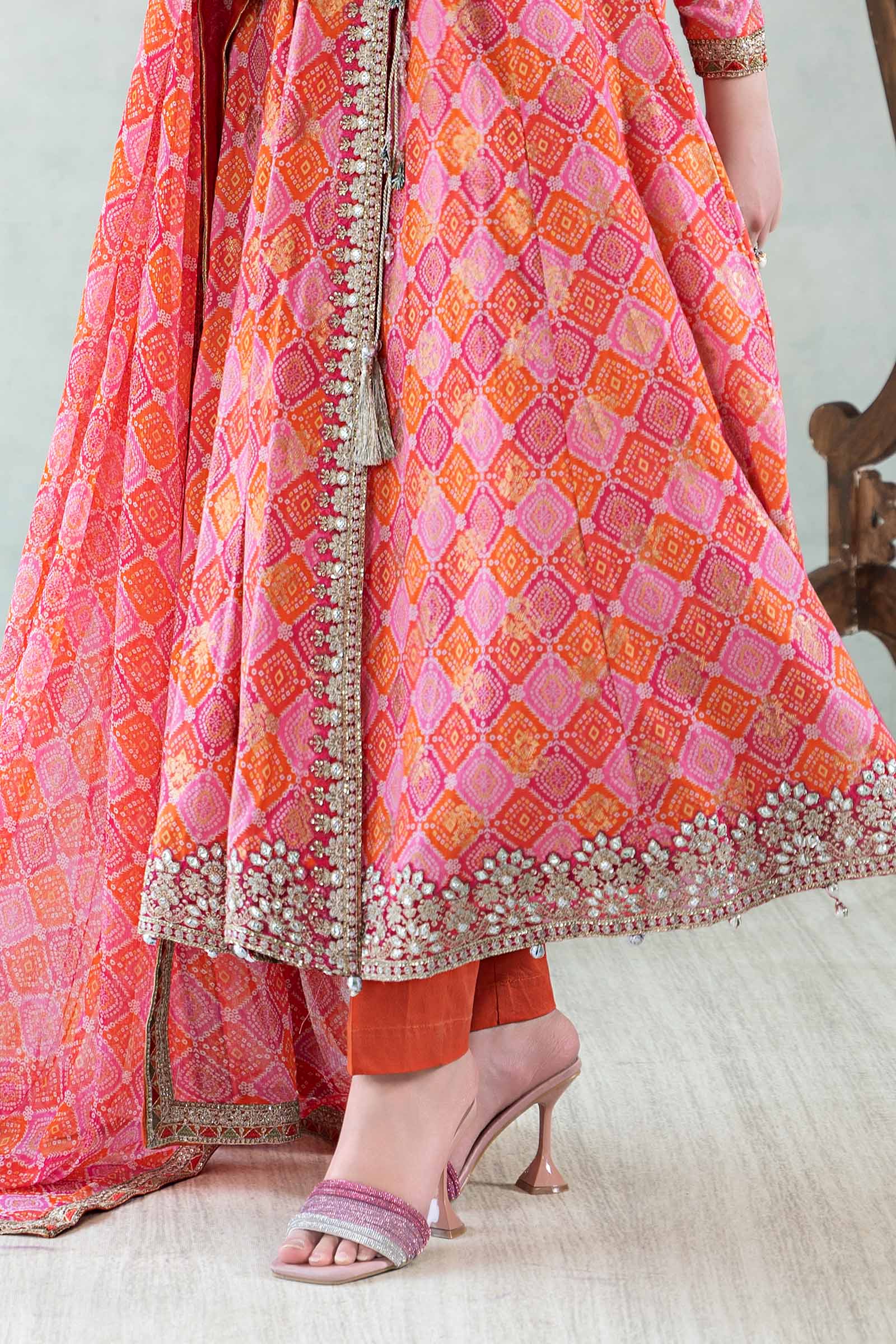 3 Piece Printed Jacquard Broshia Suit - Image 4