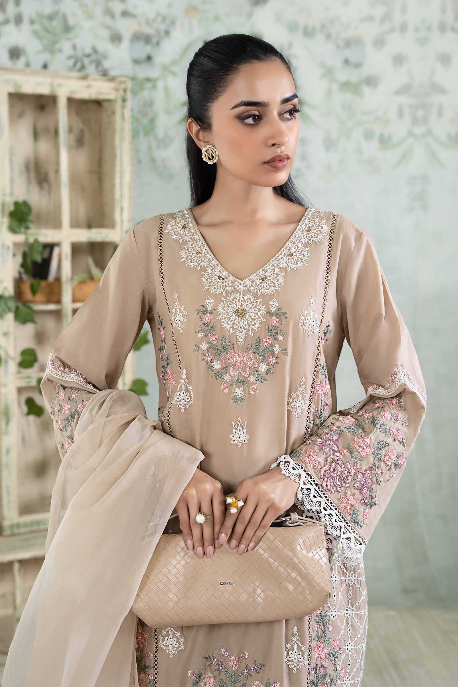 3 Piece Embroidered Lawn Suit - Image 2