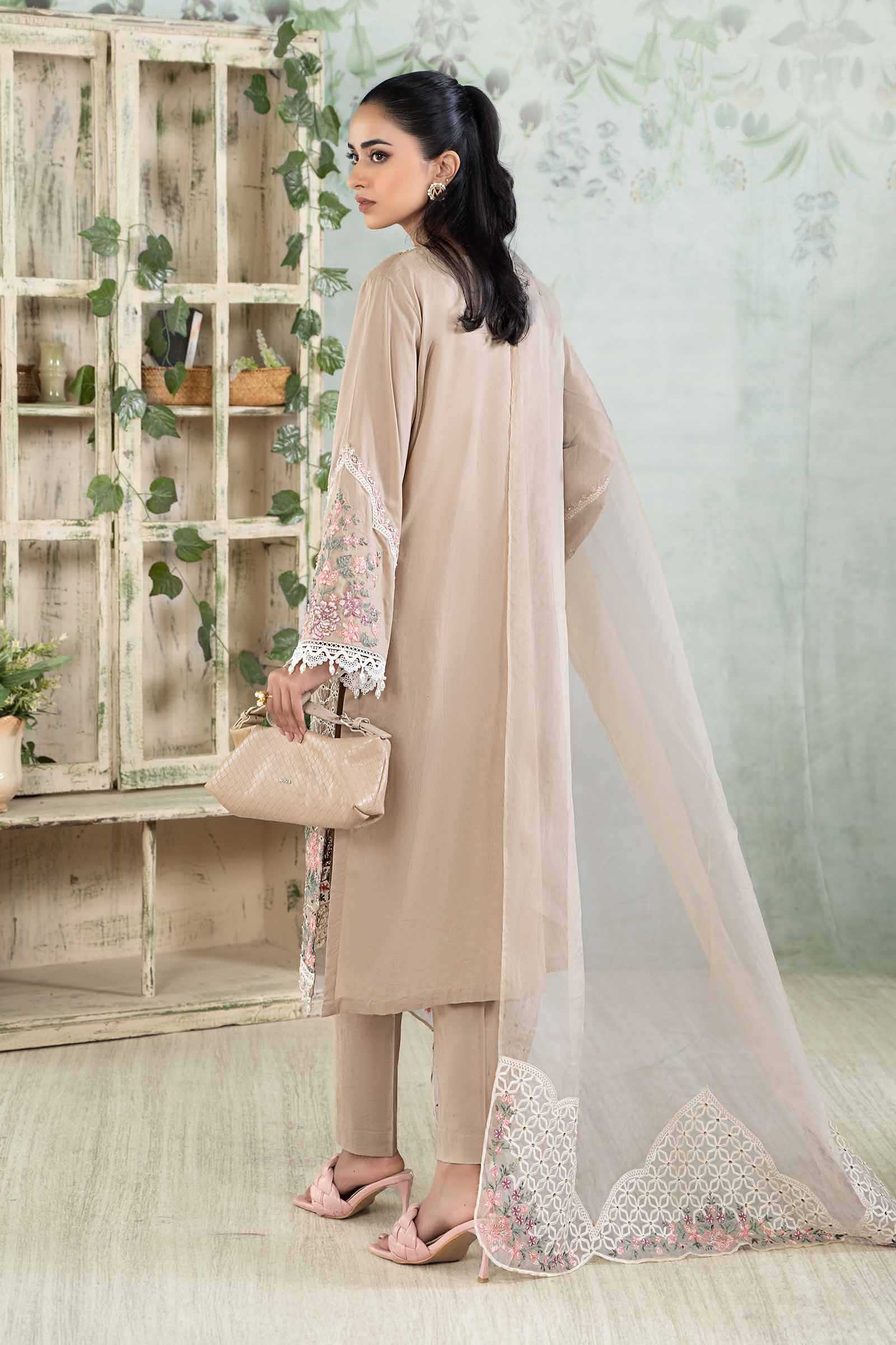 3 Piece Embroidered Lawn Suit - Image 8