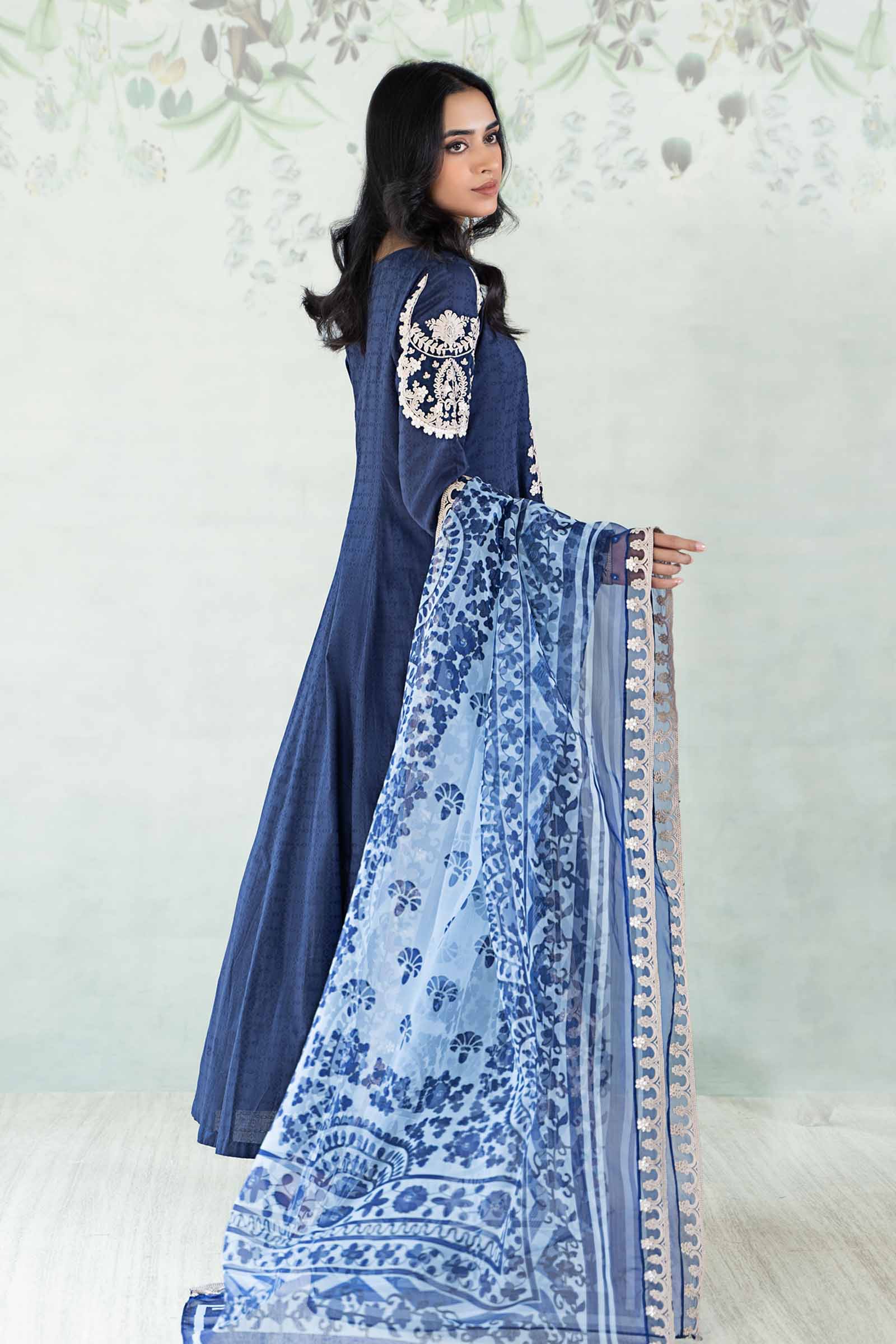 3 Piece Dyed Jacquard Lawn Suit - Image 8