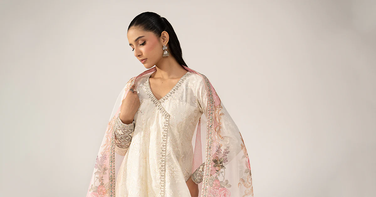 3 Piece Embroidered Dobby Lawn Suit - Image 8