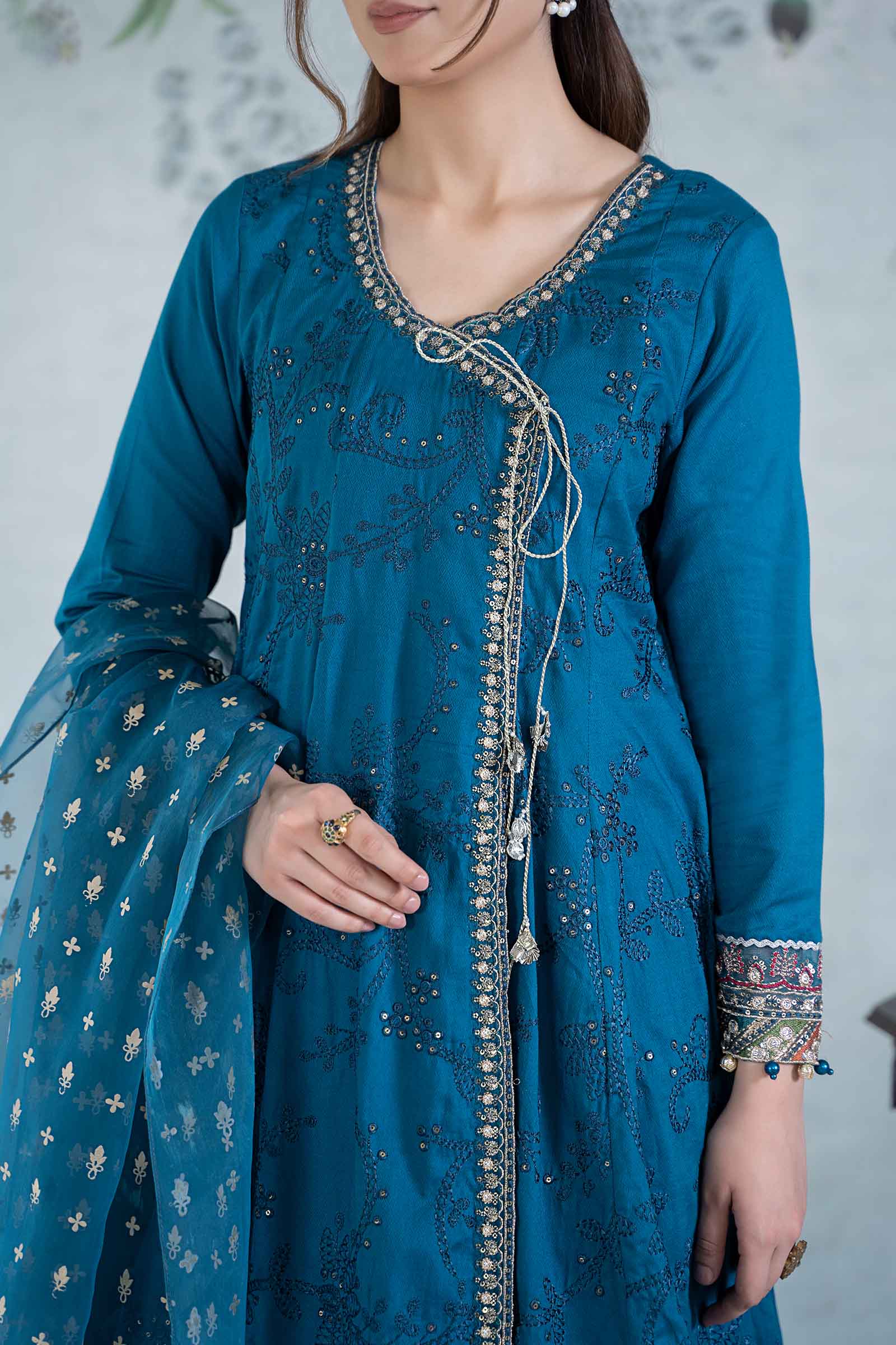 3 Piece Embroidered Net Suit - Image 5