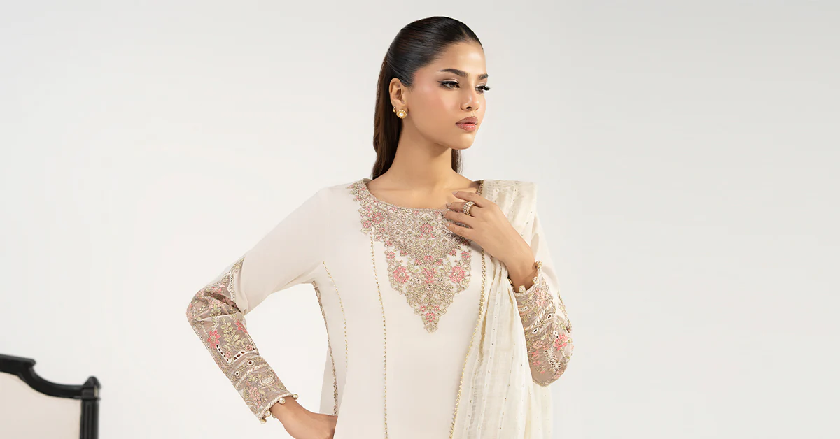 3 Piece Embroidered Dobby Lawn Suit - Image 10