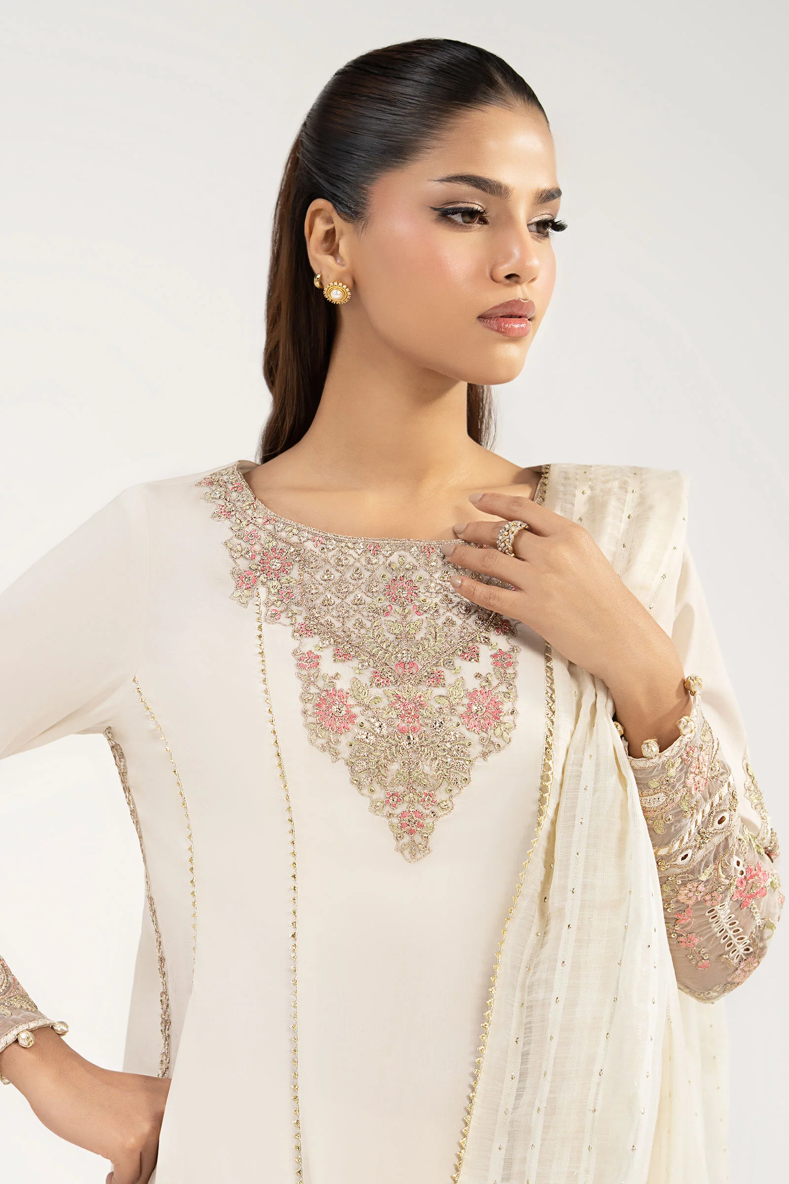 3 Piece Embroidered Dobby Lawn Suit - Image 2