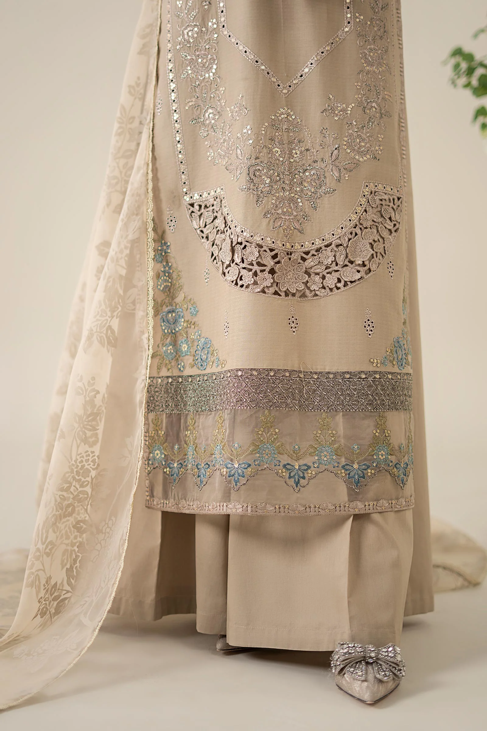 3 Piece Embroidered Dobby Suit - Image 4