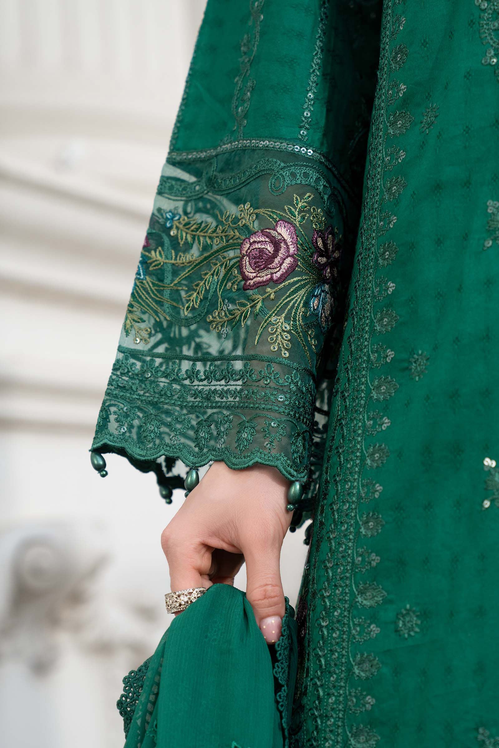 3 Piece Embroidered Dobby Lawn Suit - Image 4