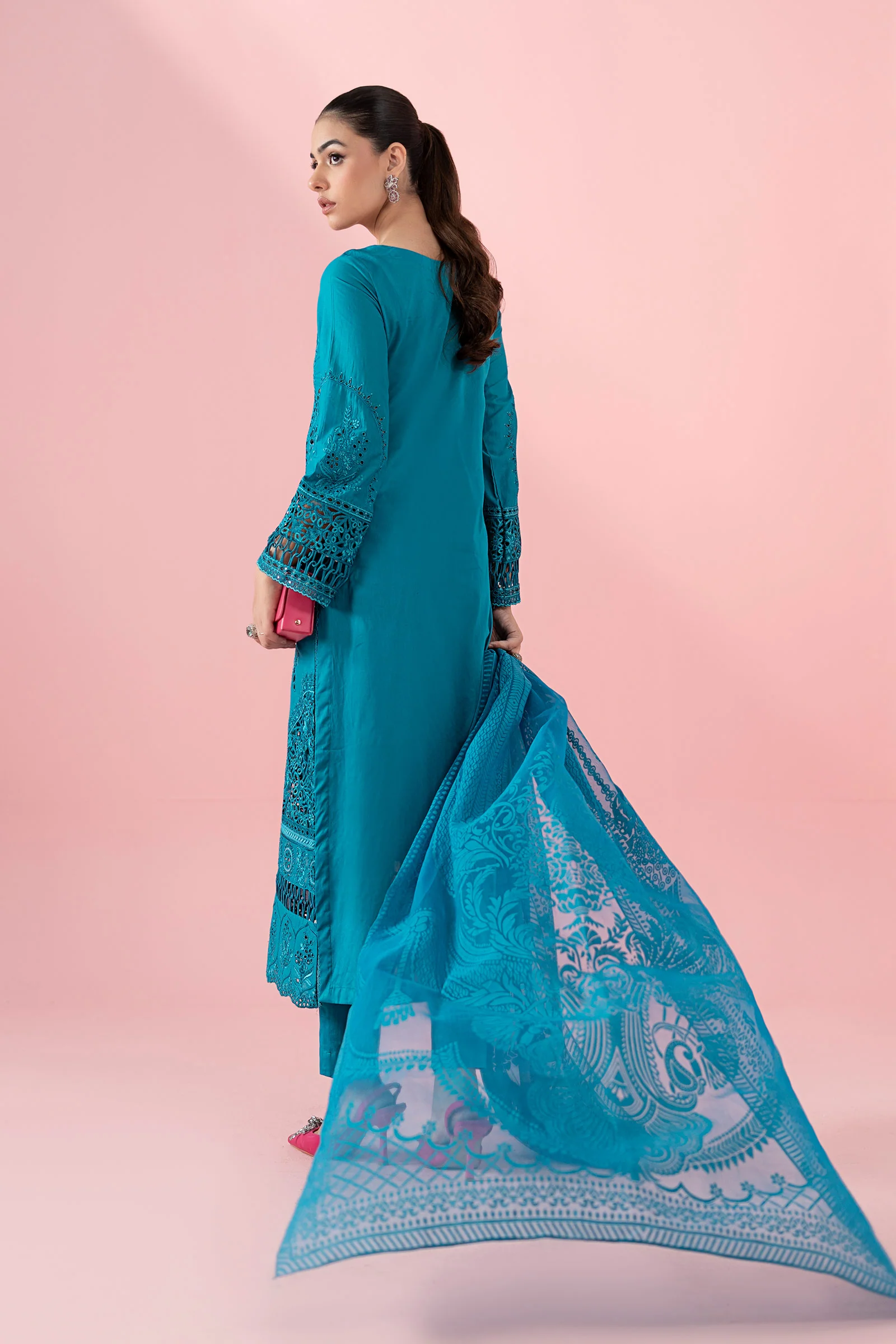 3 Piece Embroidered Lawn Suit - Image 8