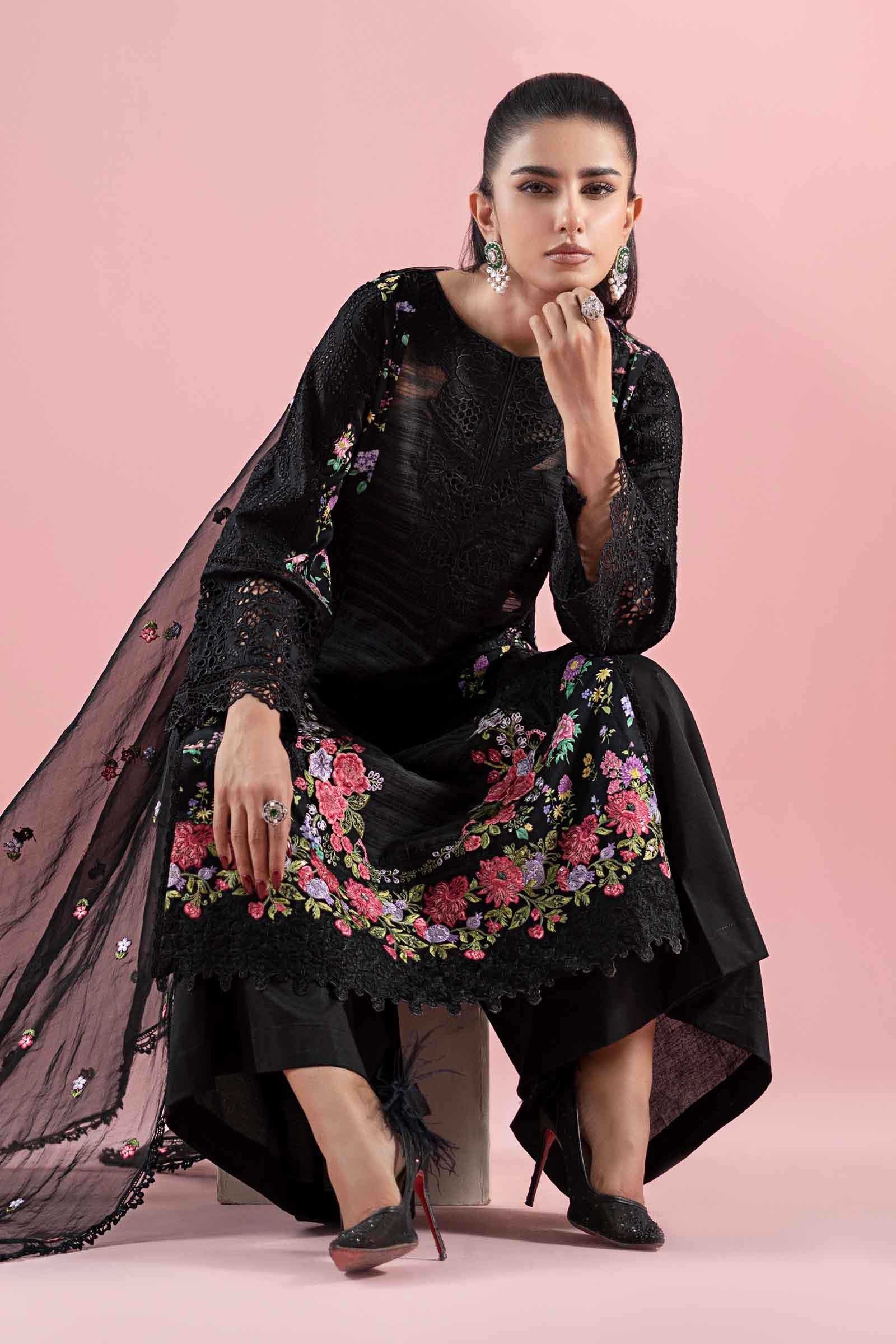 3 Piece Embroidered Lawn Suit - Image 3