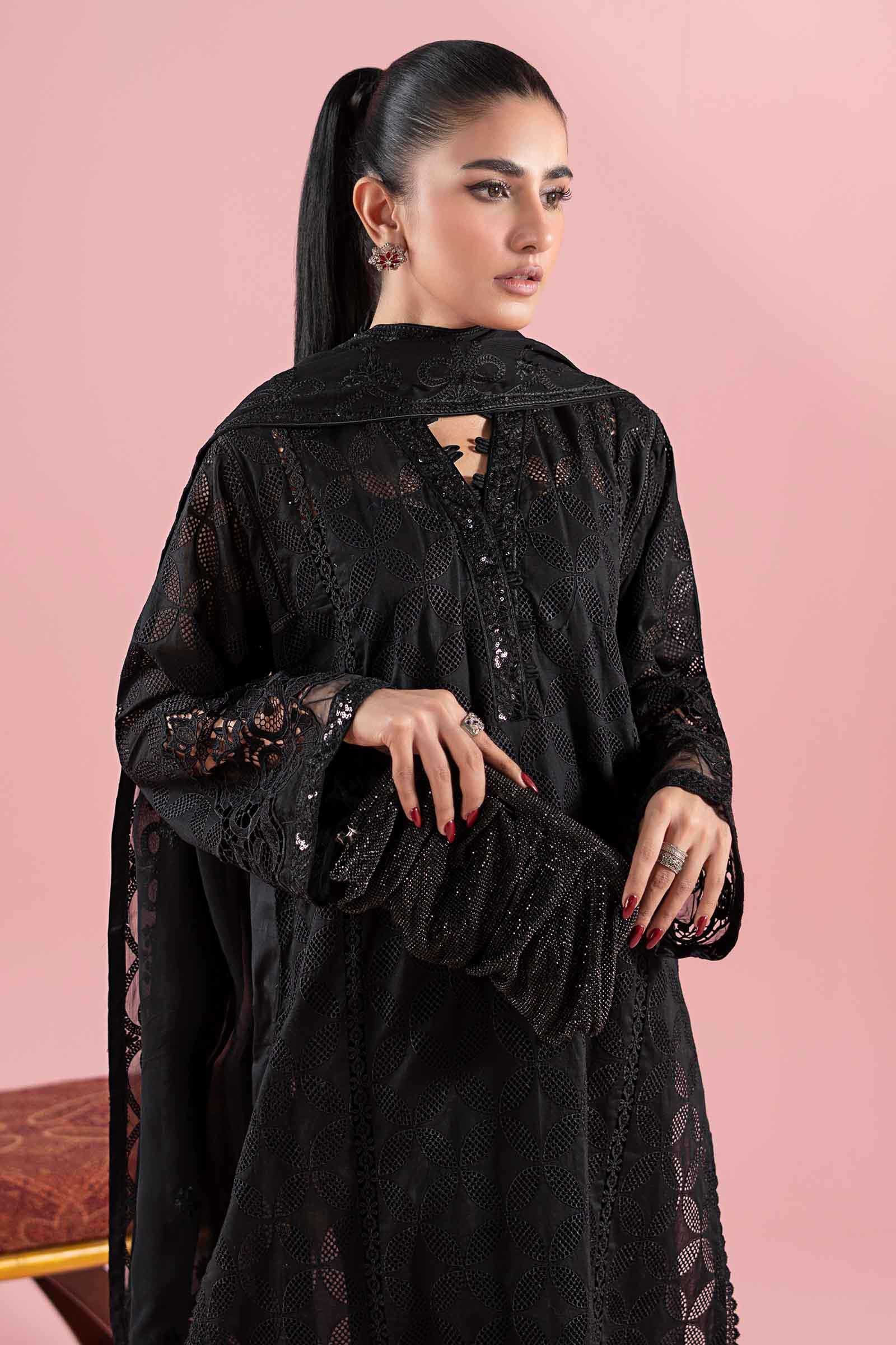 3 Piece Embroidered Lawn Suit - Image 3