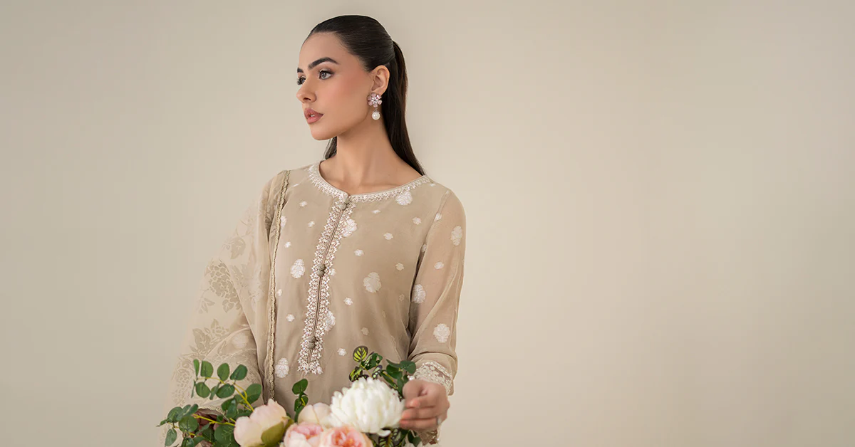 3 Piece Embroidered Paper Cotton Jacquard Suit - Image 7