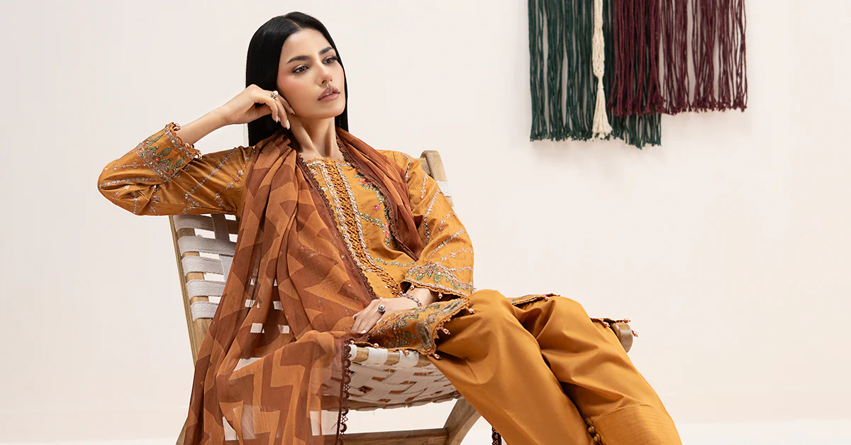 3 Piece Embroidered Dobby Lawn Suit - Image 8