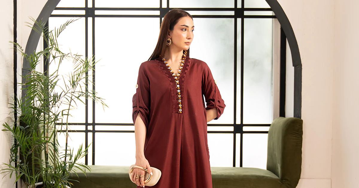2 Piece Embroidered Lawn Suit - Image 10