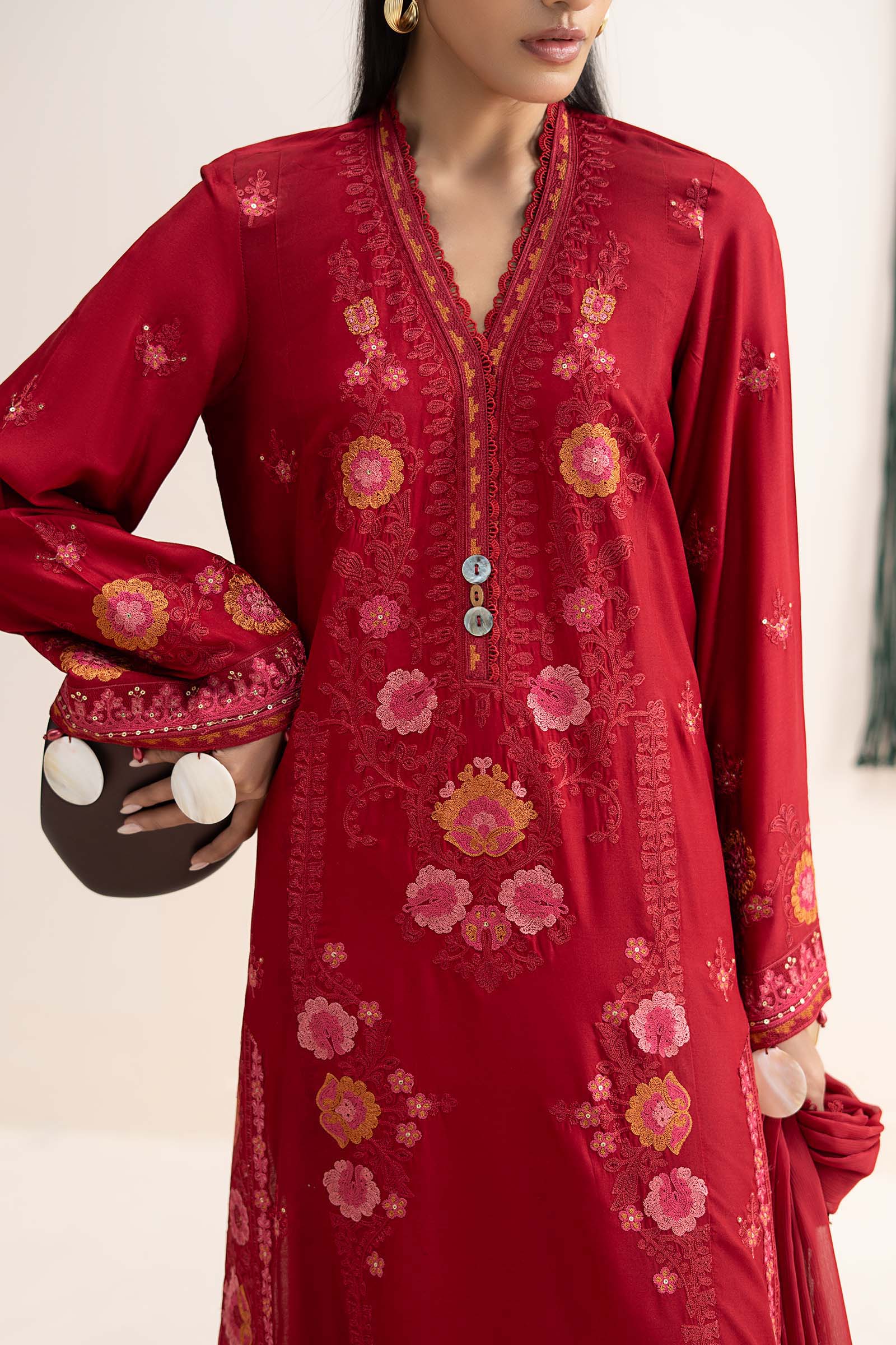 3 Piece Embroidered Arabic Lawn Suit - Image 3