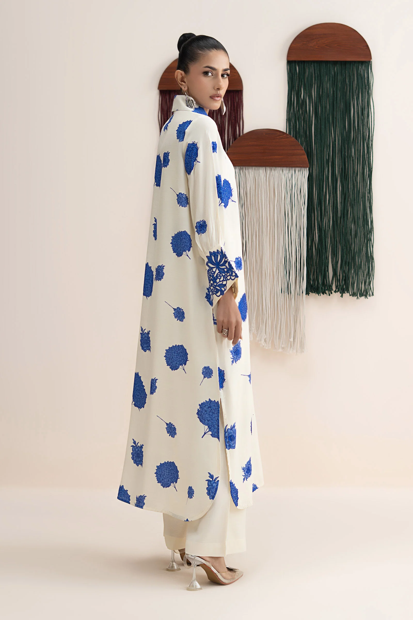2 Piece Embroidered Raw Silk Suit - Image 7