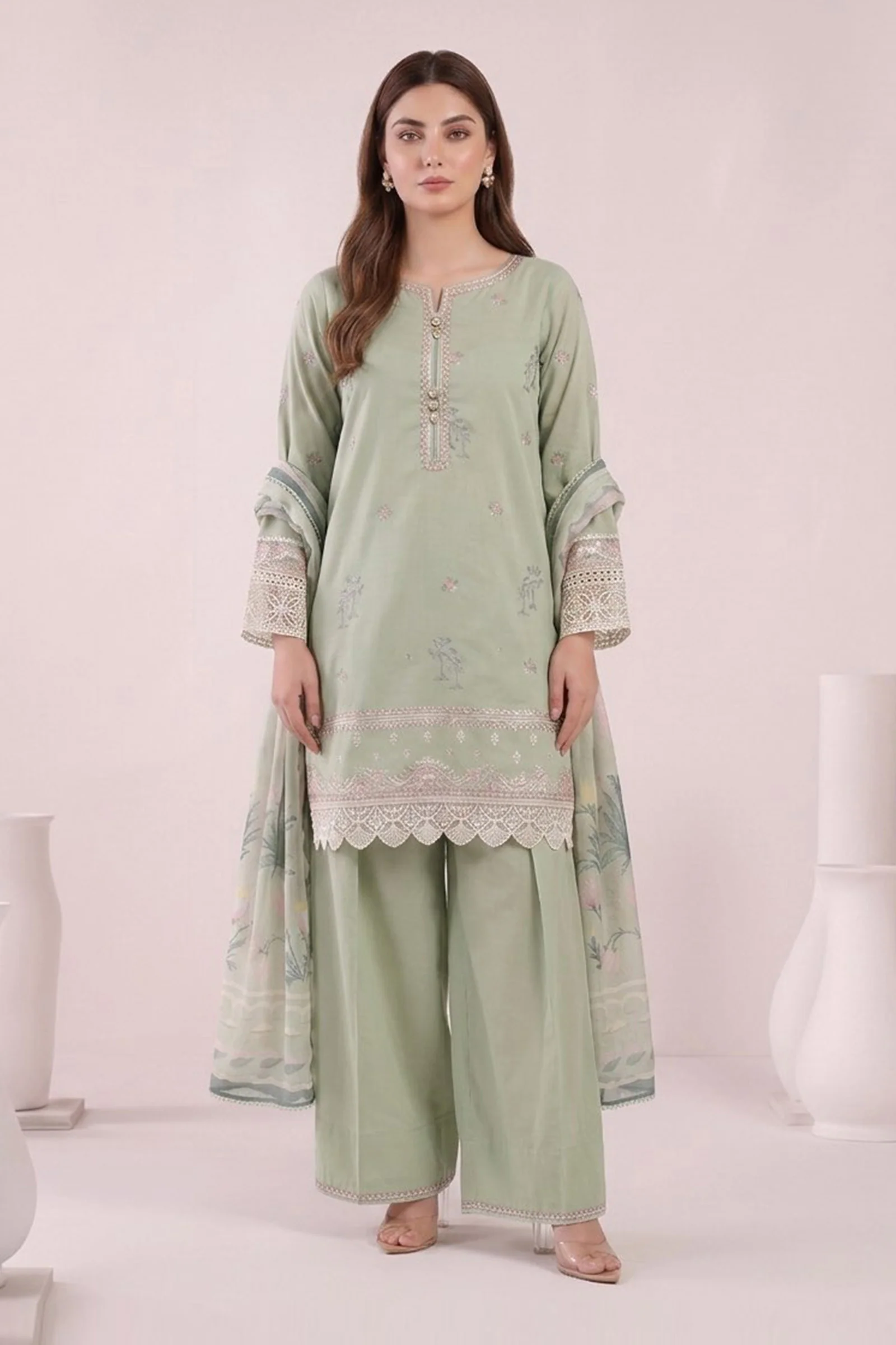 3 Piece Embroidered Lawn Suit