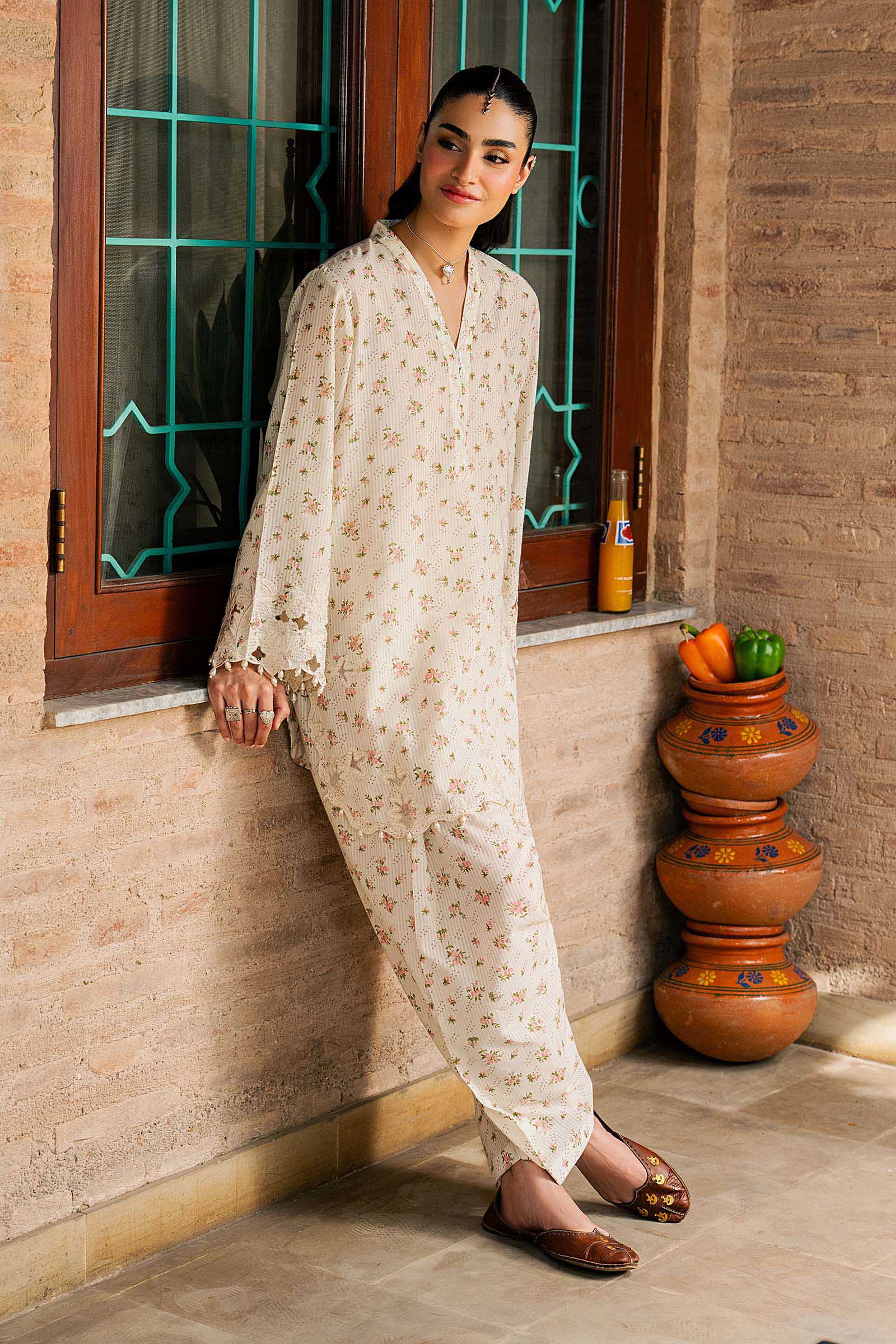 2 Piece Embroidered Lawn Suit - Image 7