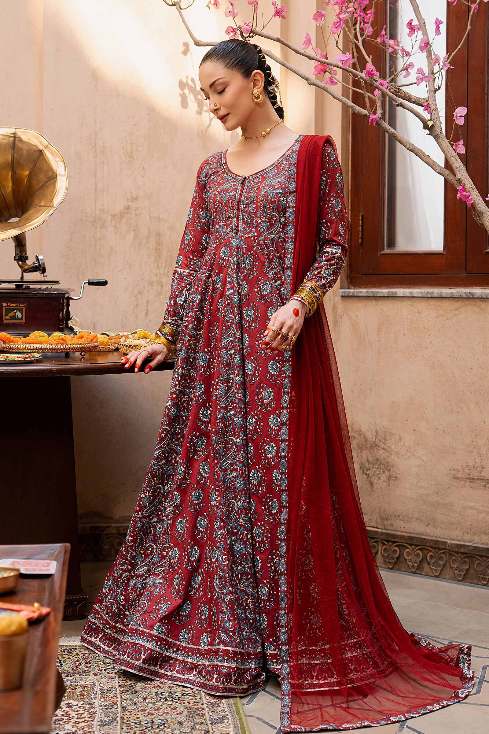 3 Piece Block Printed Lawn Suit - Image 2