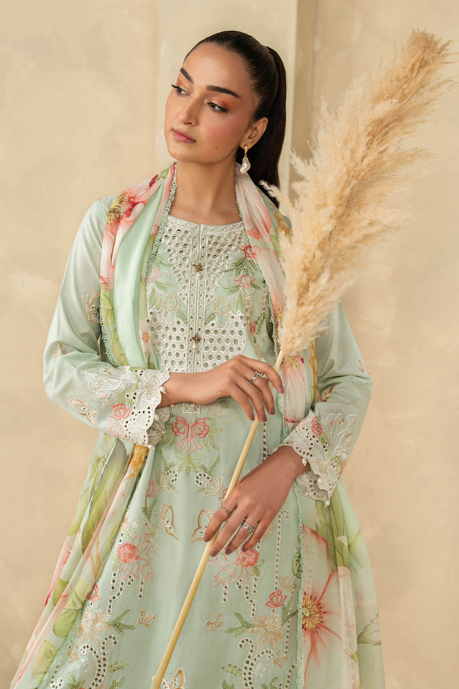 3 Piece Embroidered Dobby Lawn Suit - Image 2