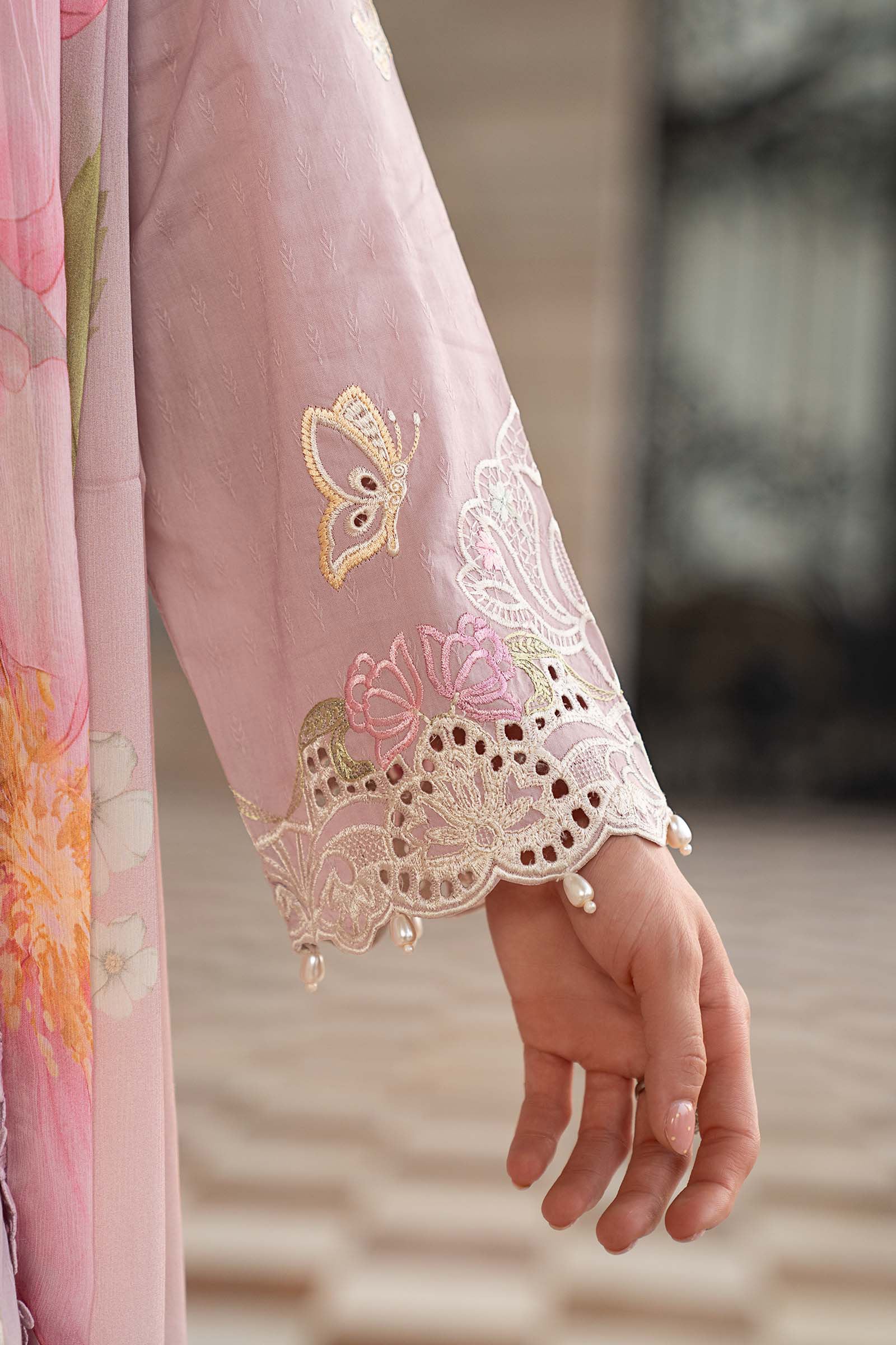 3 Piece Embroidered Dobby Lawn Suit - Image 4