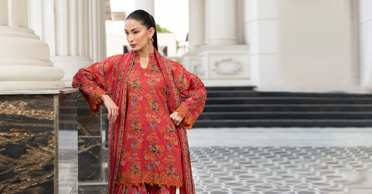 3 Piece Embroidered Lawn Suit - Image 8