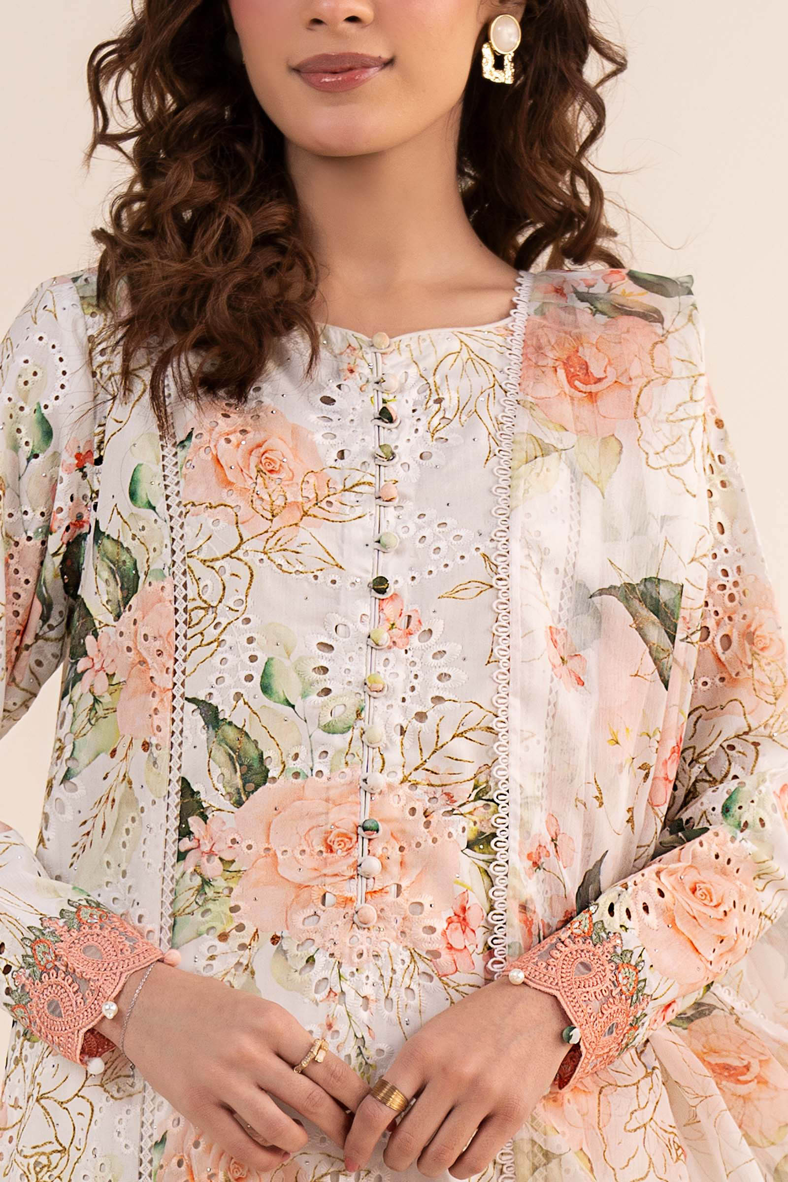 3 Piece Embroidered Lawn Suit - Image 11