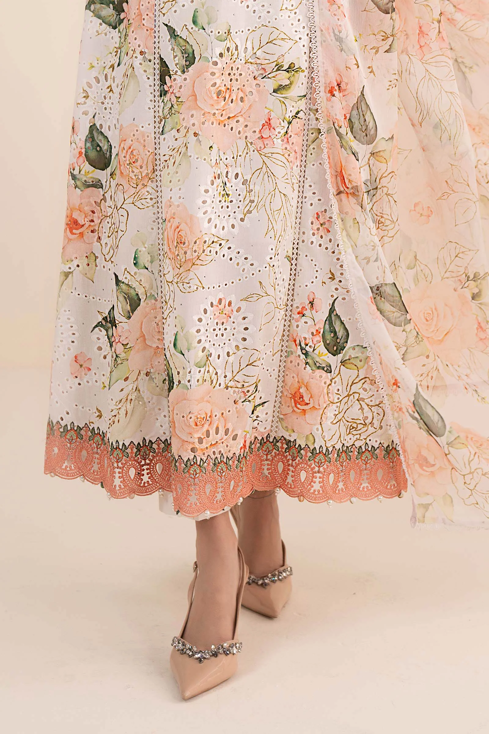 3 Piece Embroidered Lawn Suit - Image 14