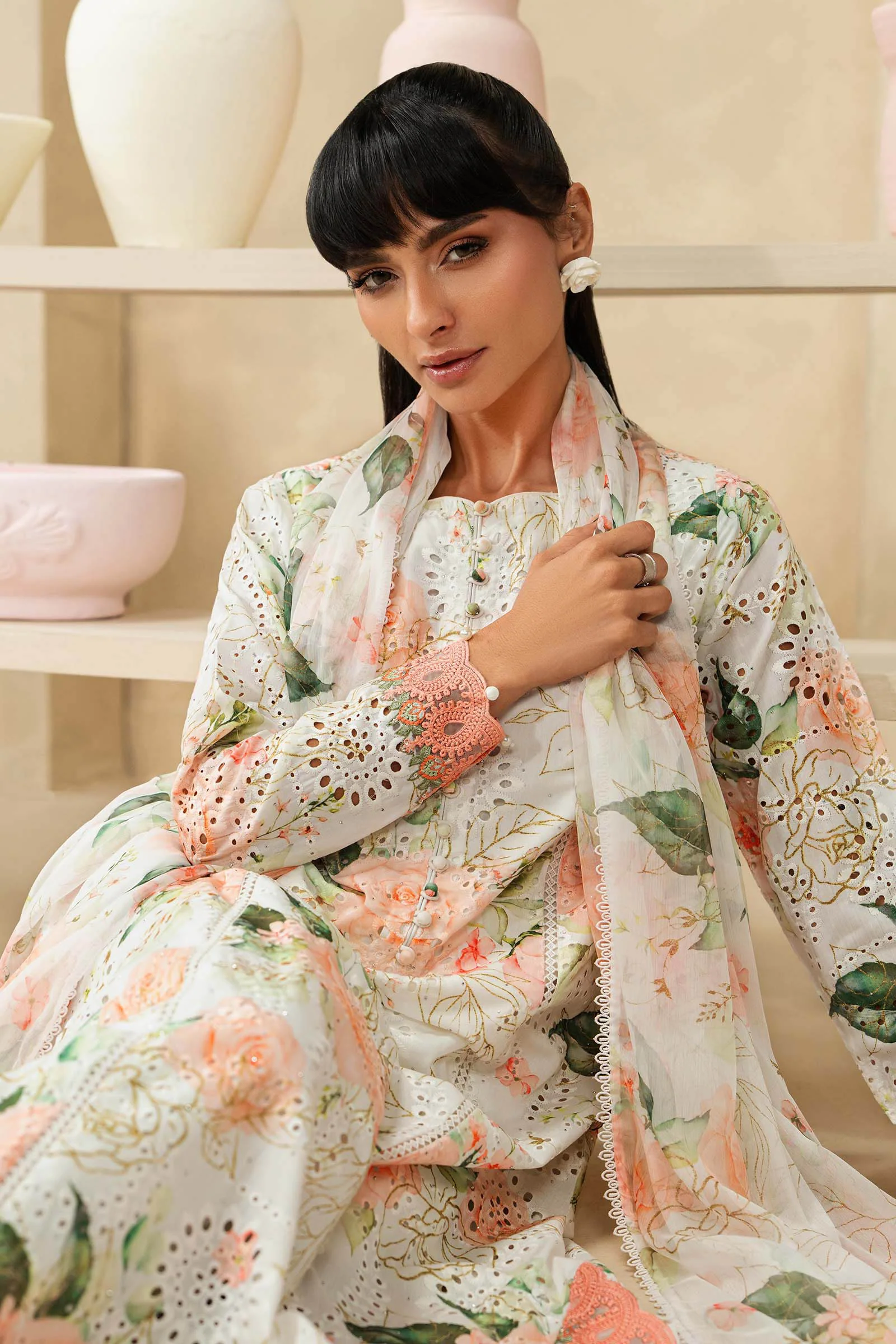 3 Piece Embroidered Lawn Suit - Image 2