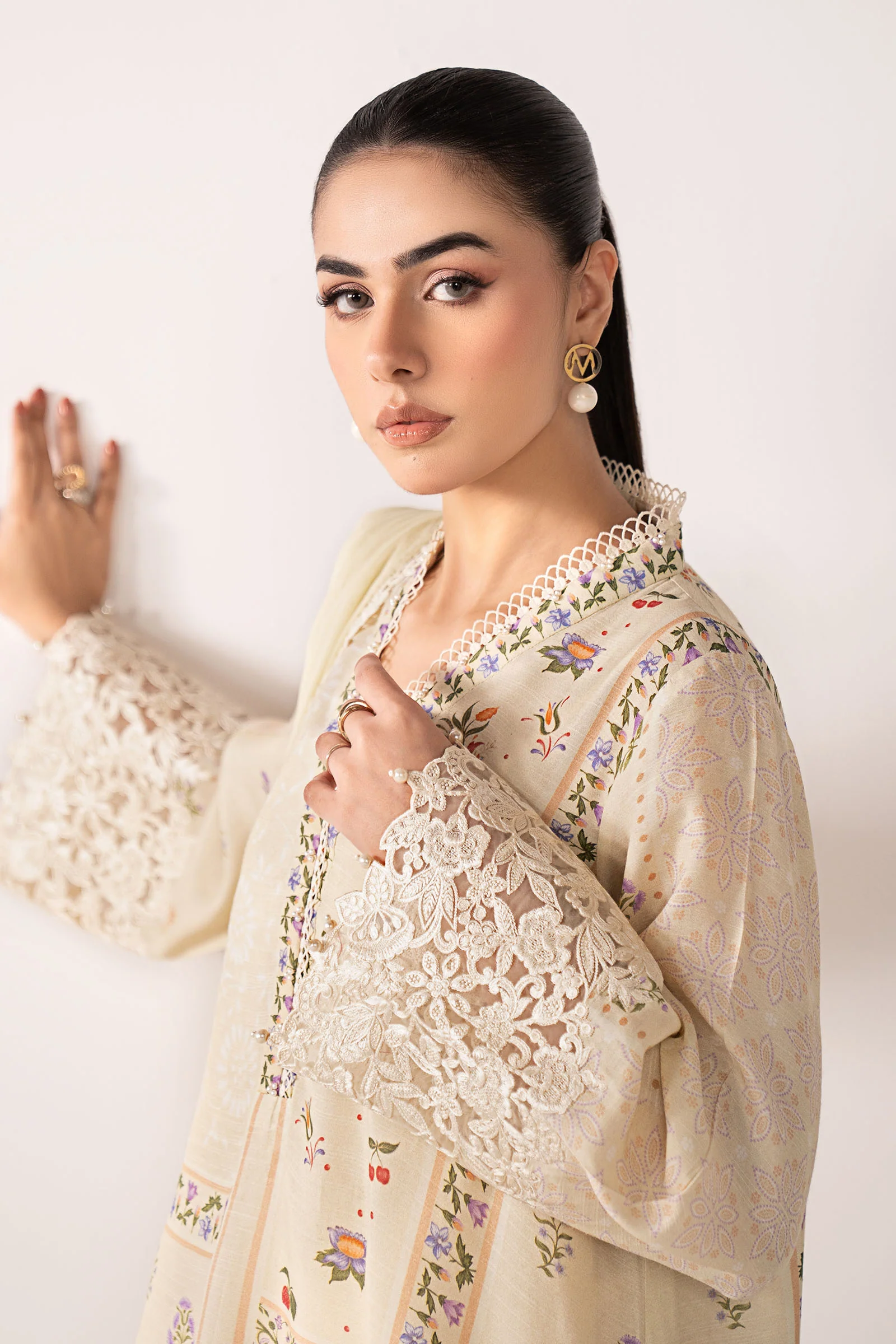 3 Piece Embroidered Raw Silk Suit - Image 7