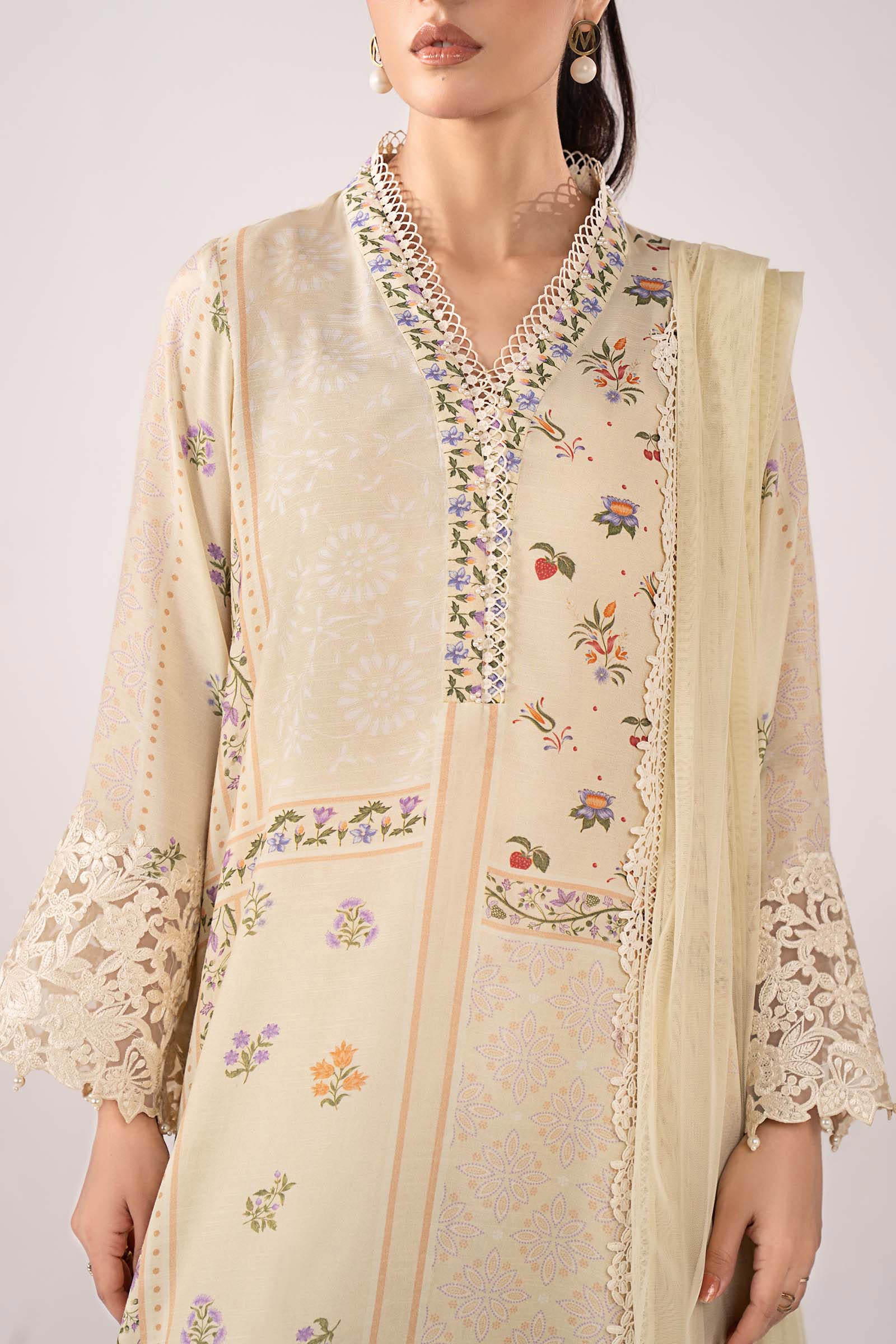 3 Piece Embroidered Raw Silk Suit - Image 9