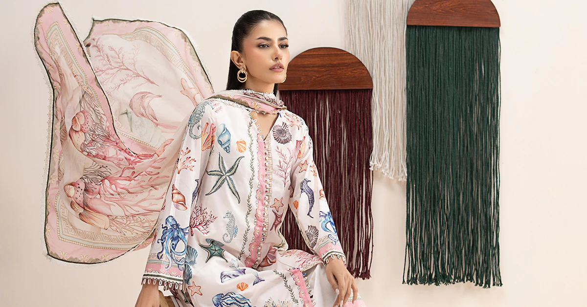 3 Piece Embroidered Lawn Suit - Image 11