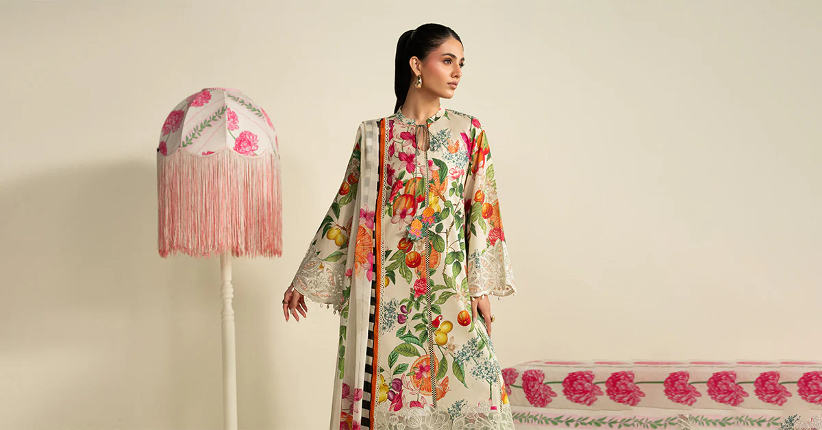 3 Piece Embroidered Lawn Suit - Image 9