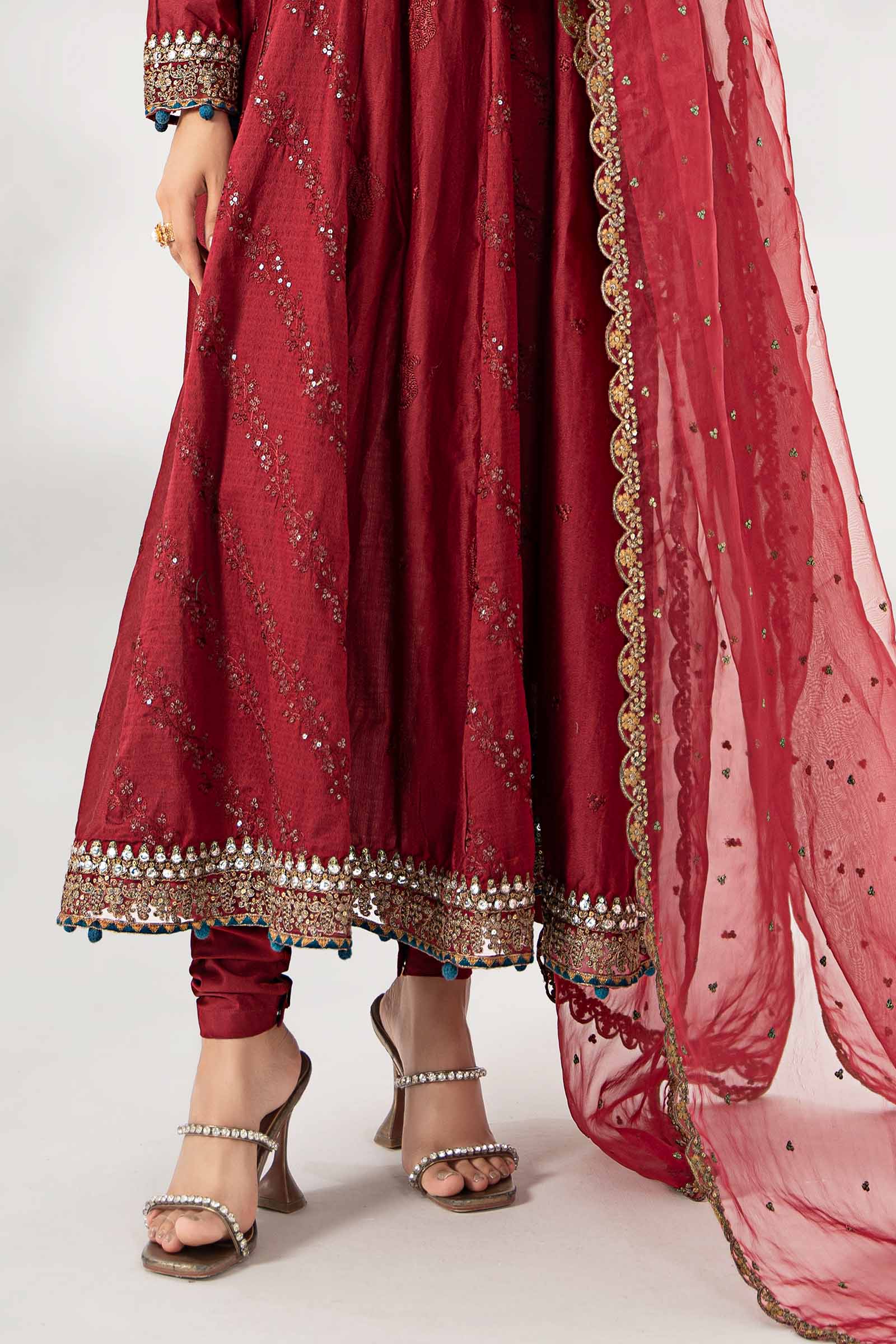 3 Piece Embroidered Lawn Suit - Image 4