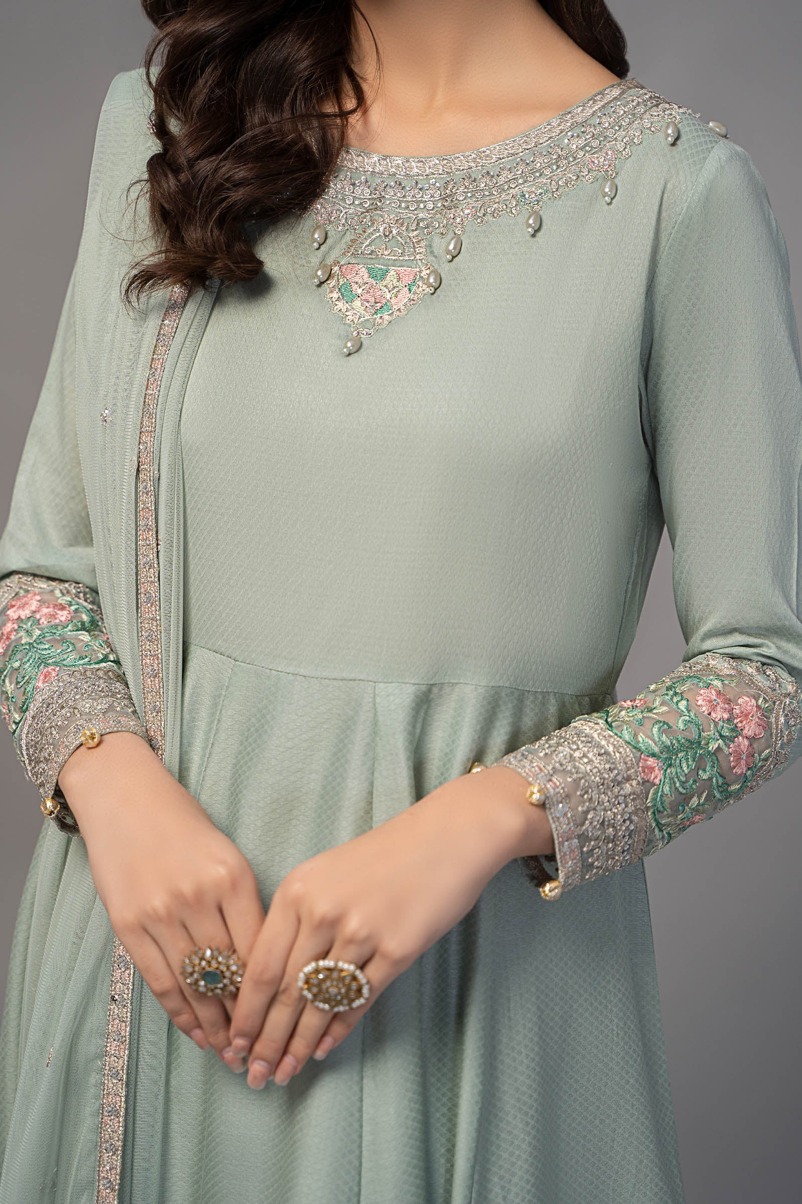 3 Piece Embroidered Suit - Image 3