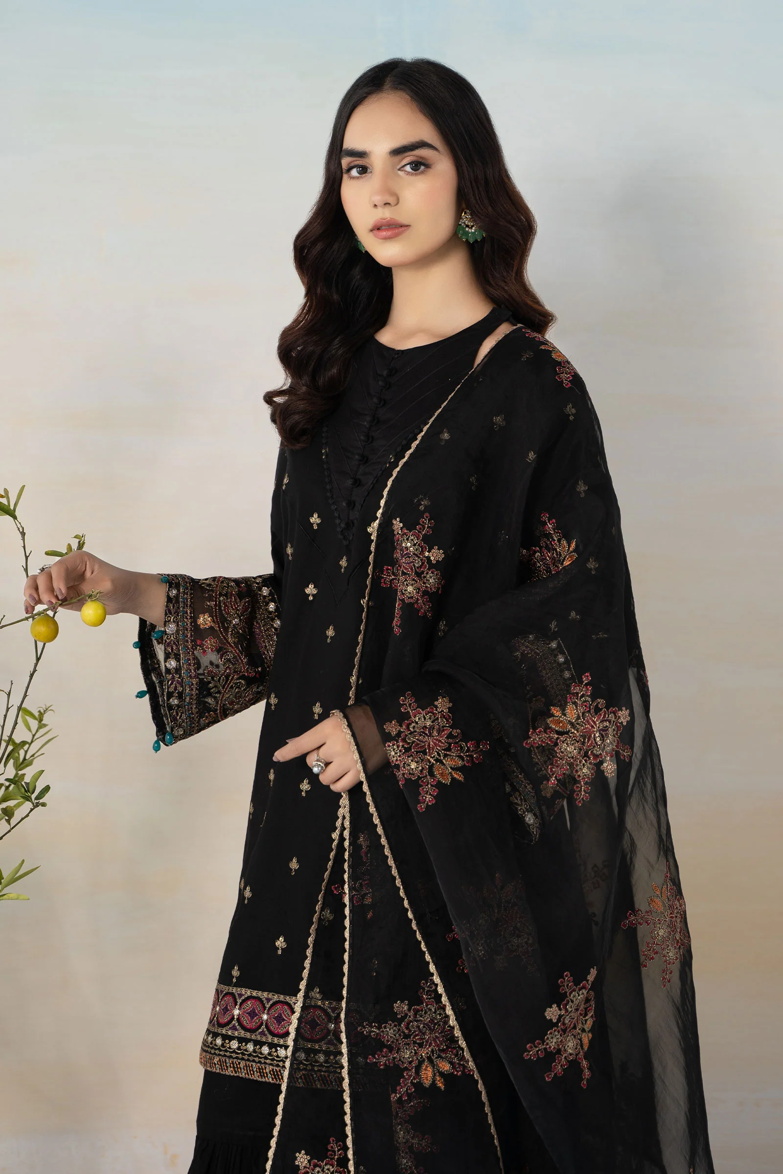 3 Piece Embroidered Jacquard Suit - Image 2