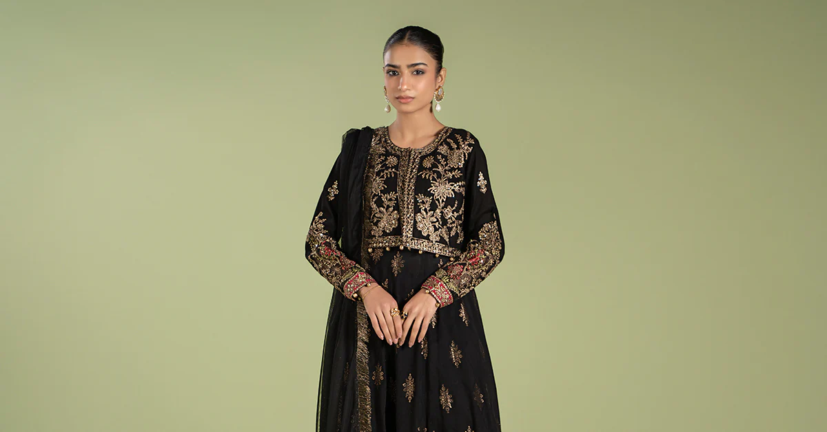 3 Piece Printed Jacquard Suit - Image 8