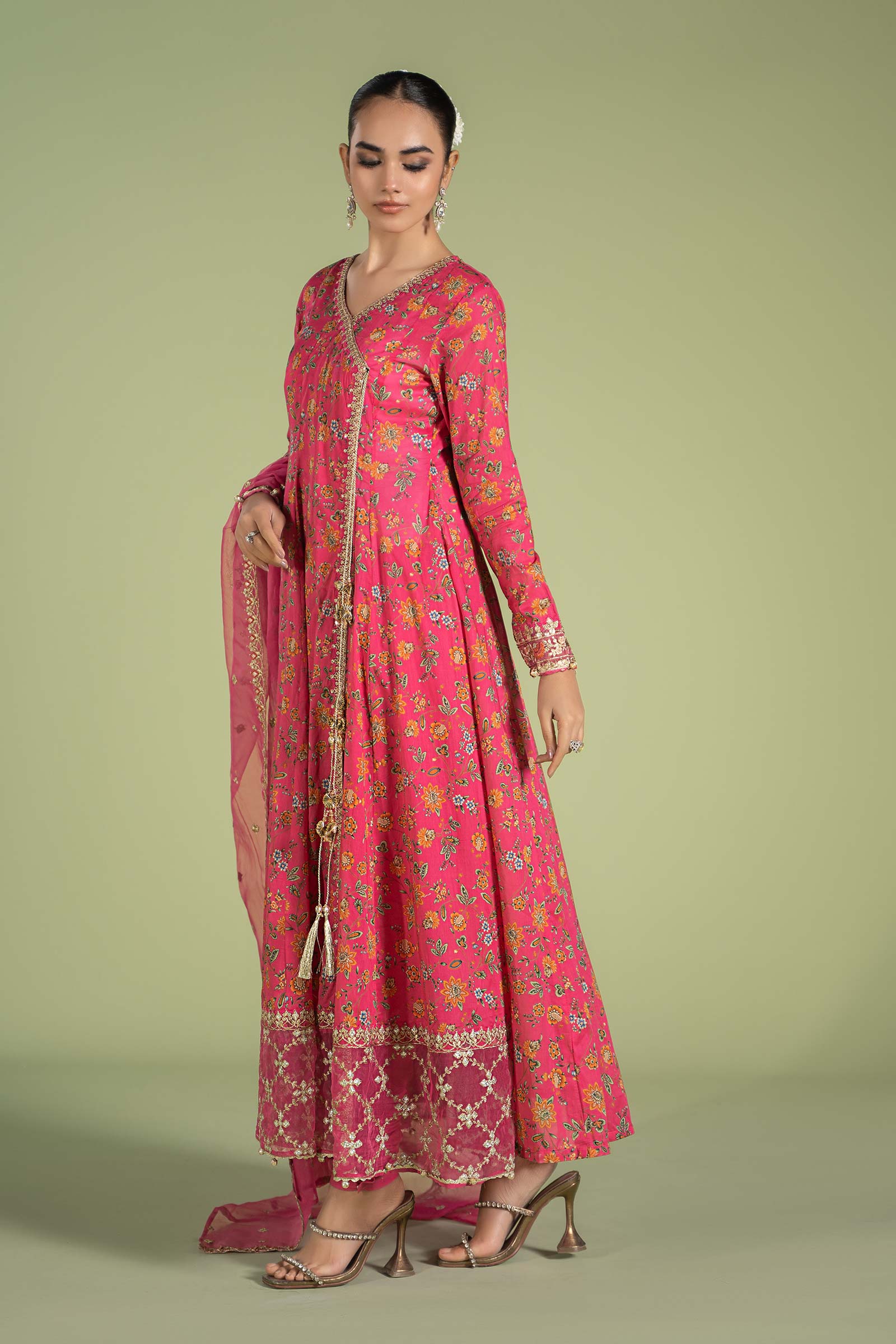 3 Piece Embroidered Lawn Suit - Image 9